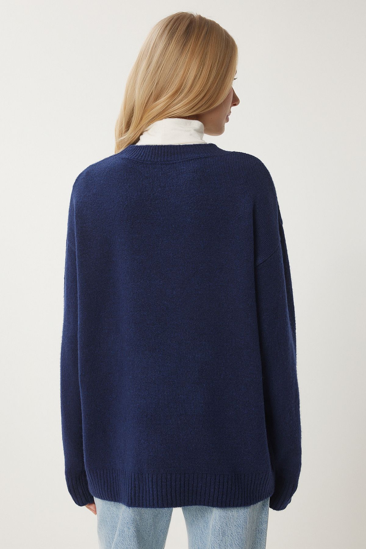Woman Navy Blue Teddy Tattered Soft Knitwear Sweater MX00177