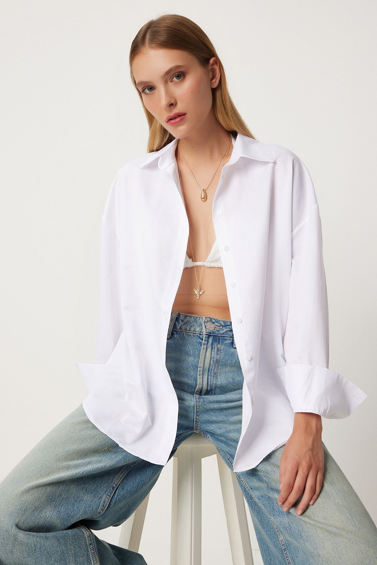 Woman White Oversize Basic Shirt FN03247