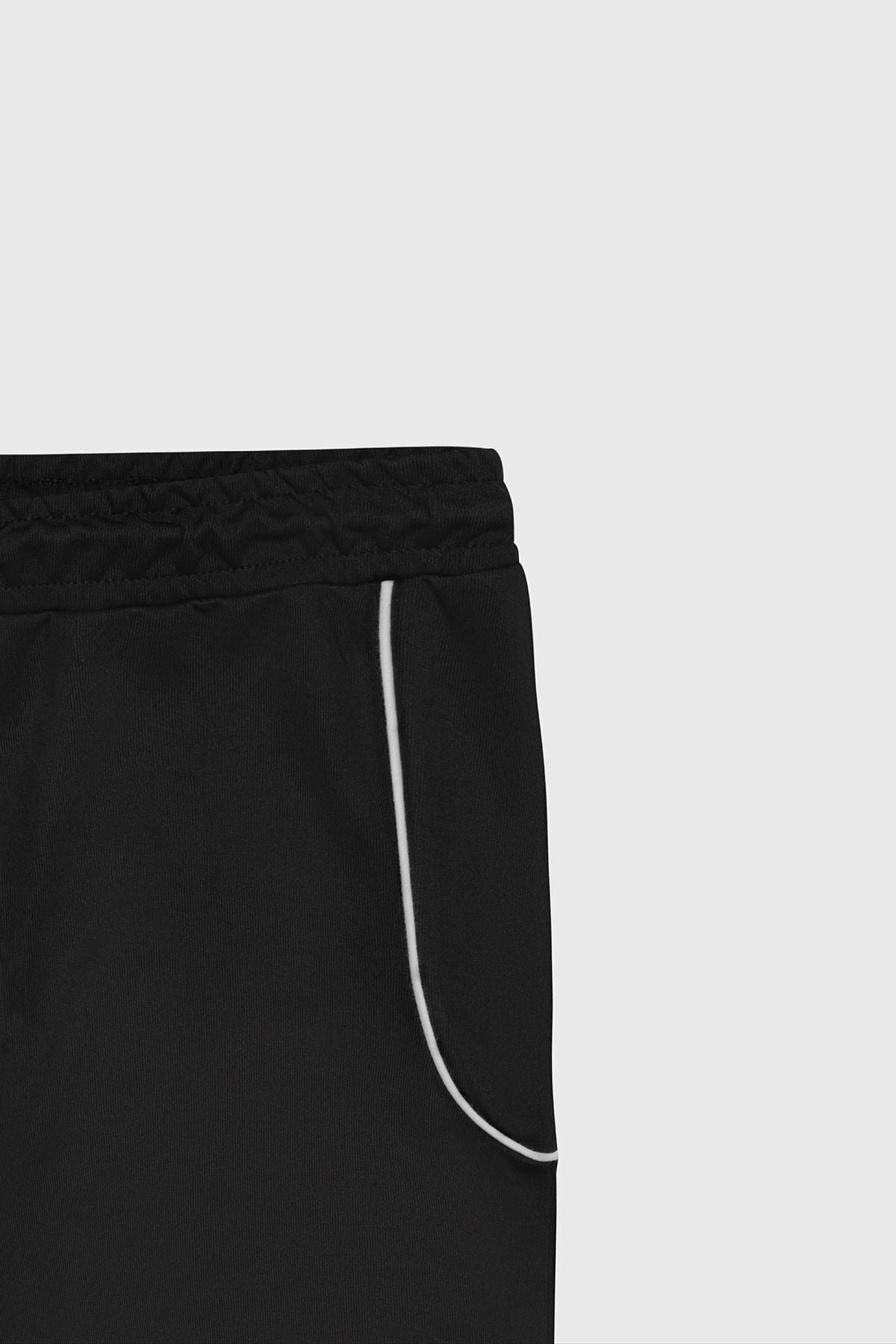 Men's Black Standard Fit Normal Cut Comfortable Knitting Shorts