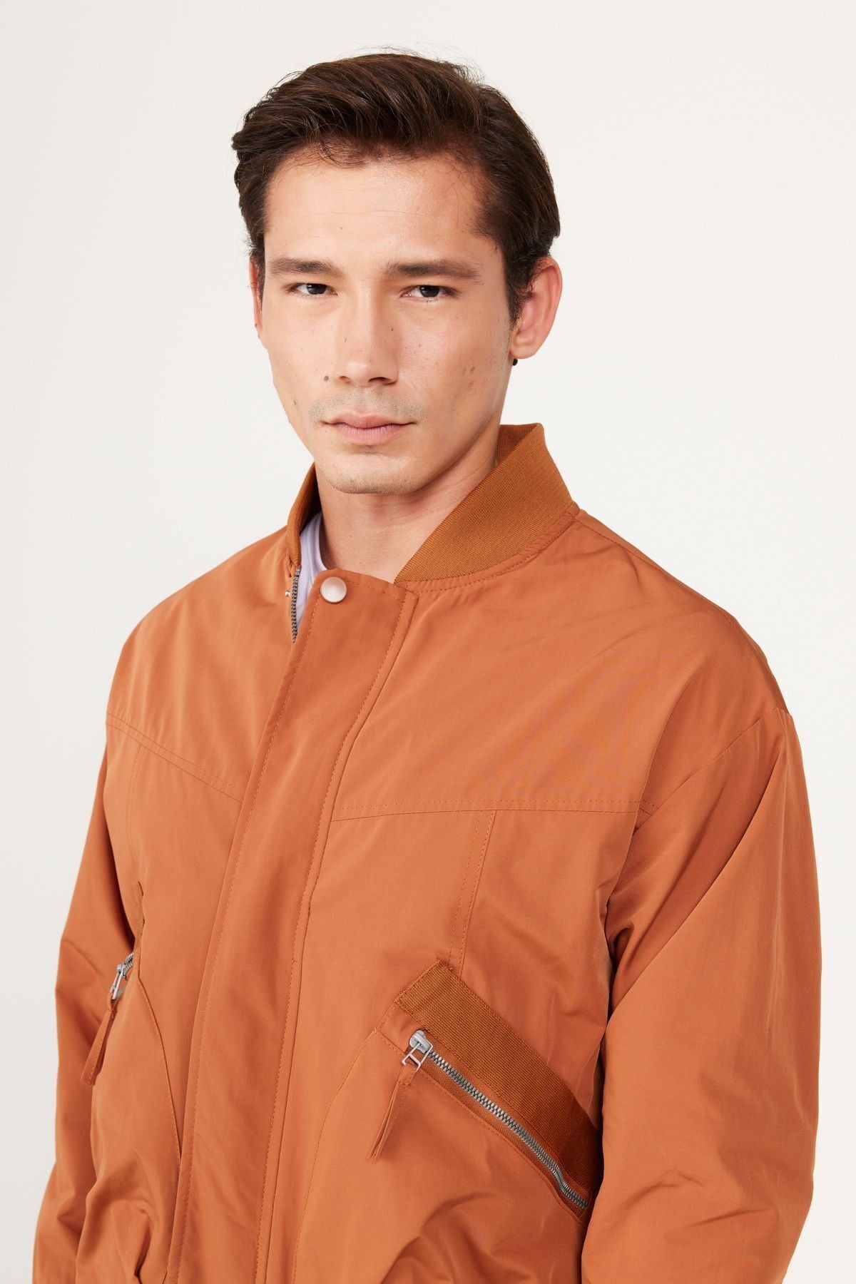 Men's Cinnamon standard fit normal cut upright collar coat