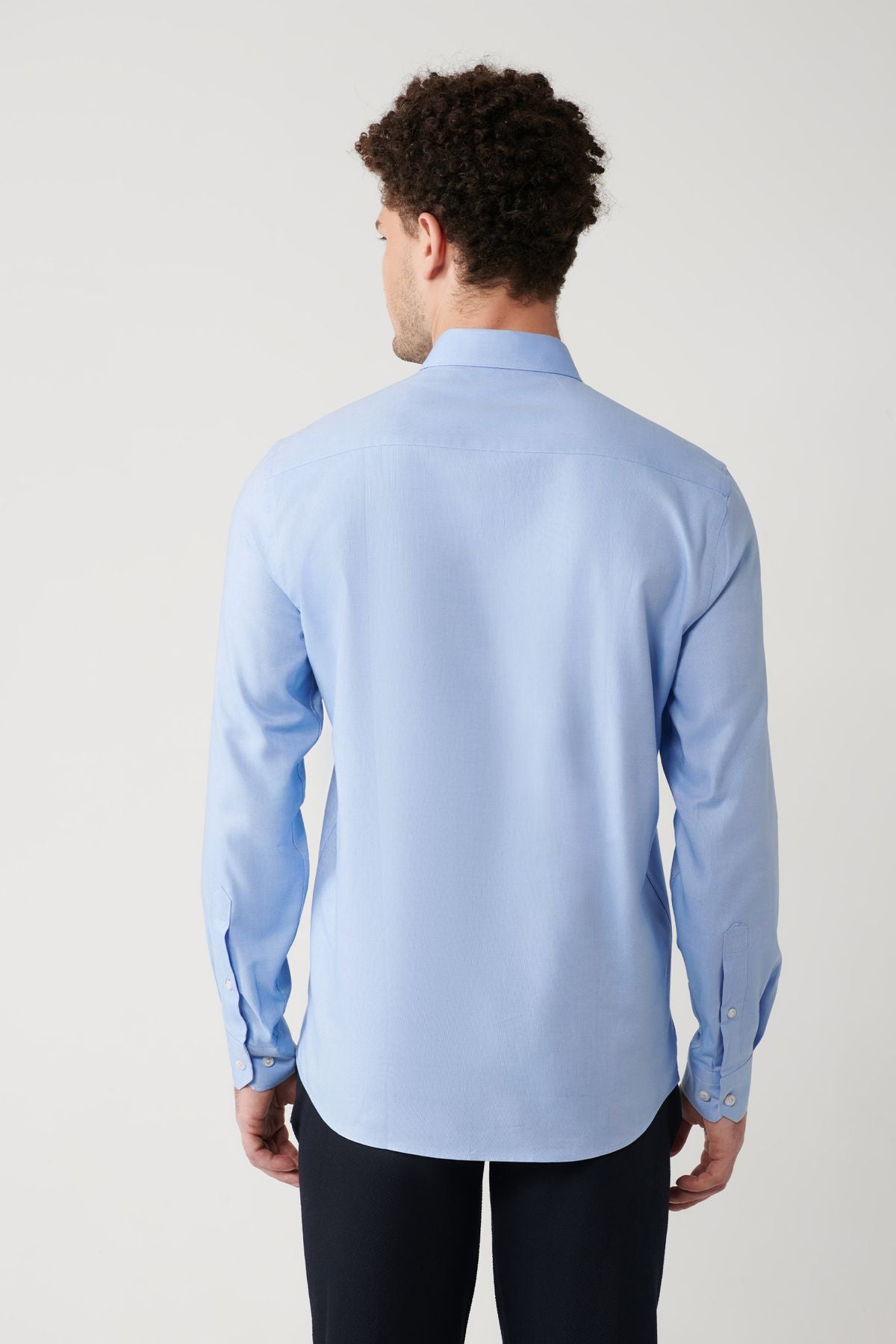 Men's blue button collar 100 %cotton oxford shirt B002034
