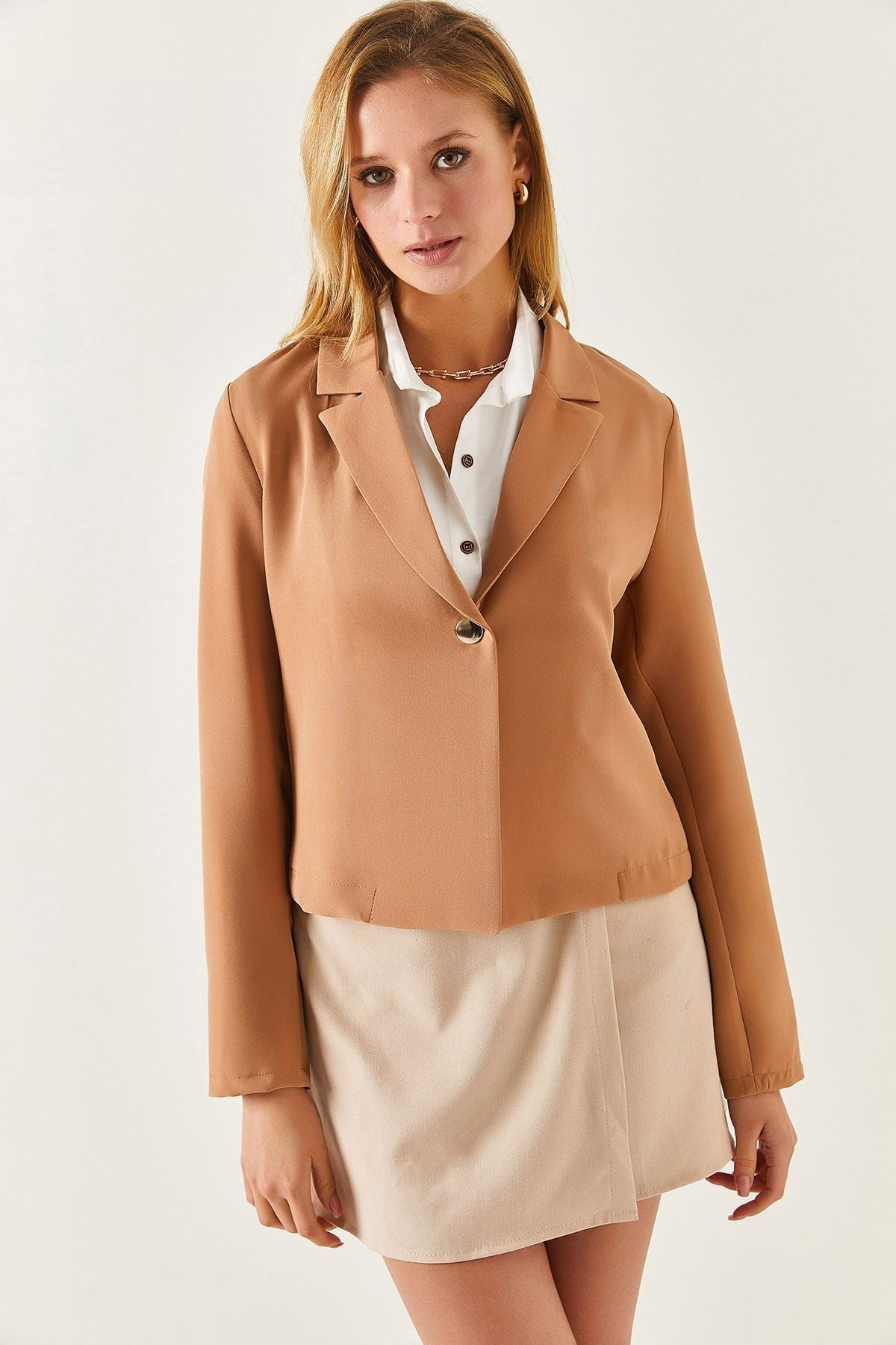 Female Beige Single button Crop jacket ARM-22Y001237