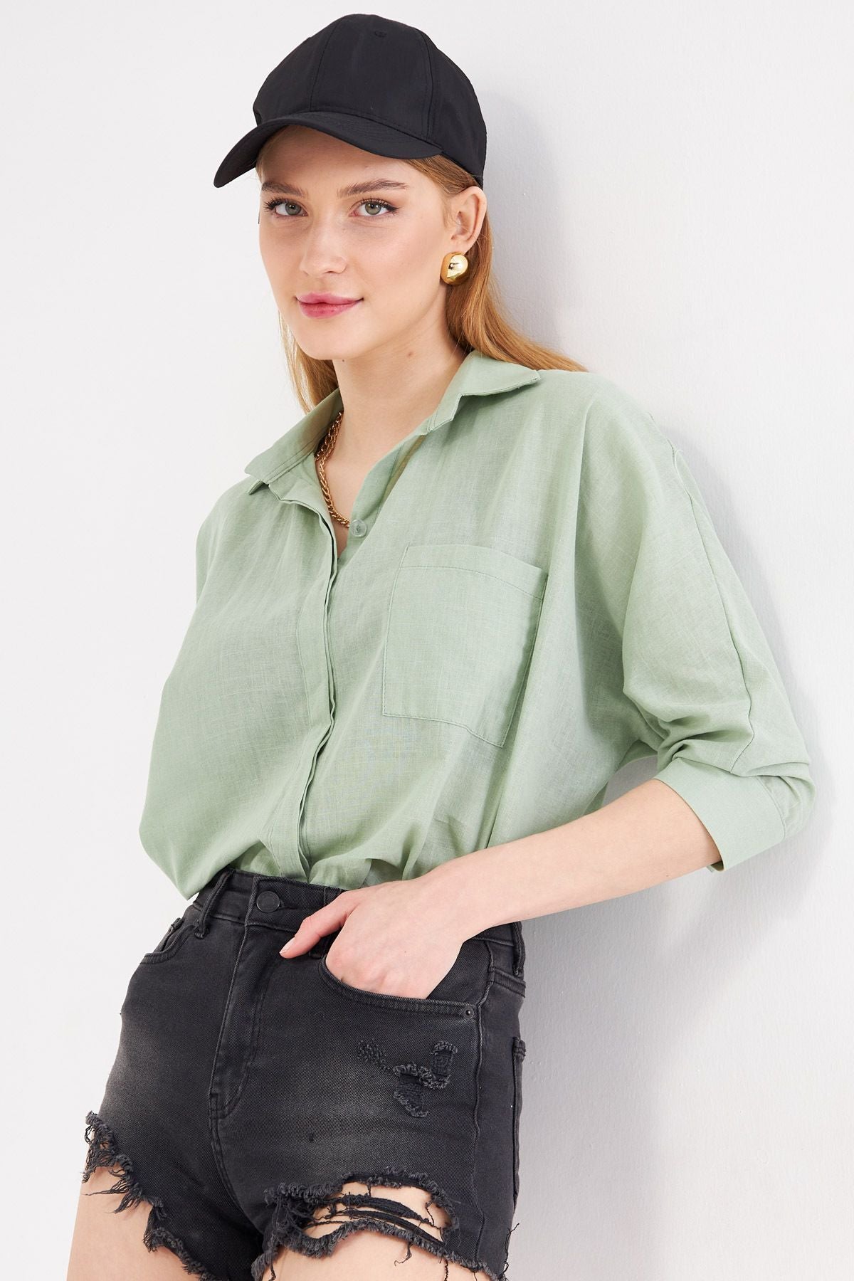 Women's Cagla Green Pockets Shabby Linen Shirt ARM-21Y001035