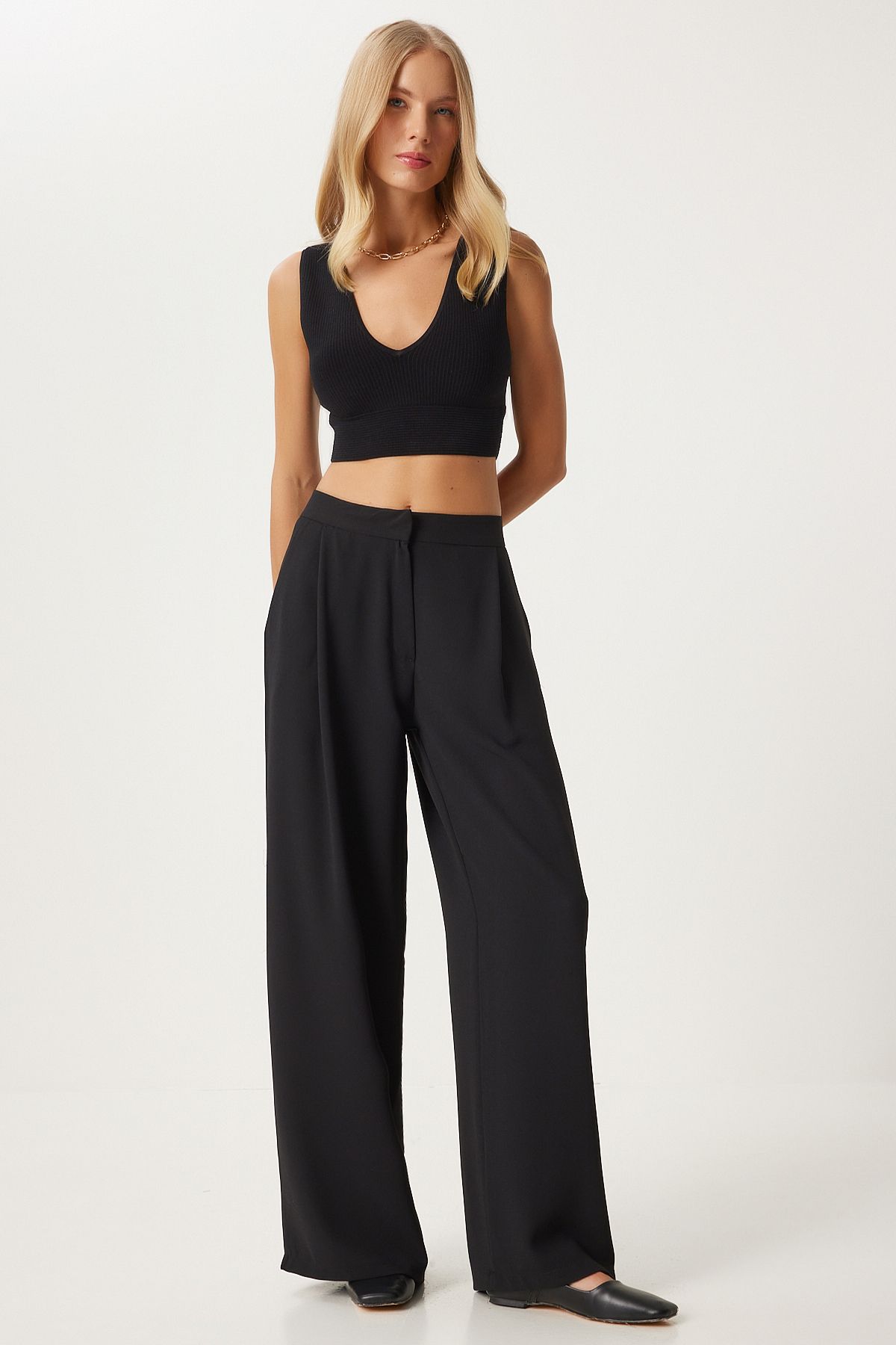 Female black pleated weaving palazzo pants ul00038
