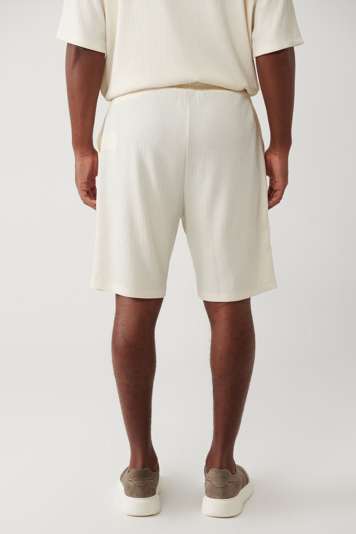 Men's Ecru Side Pocket Ribbed Short A41y3639