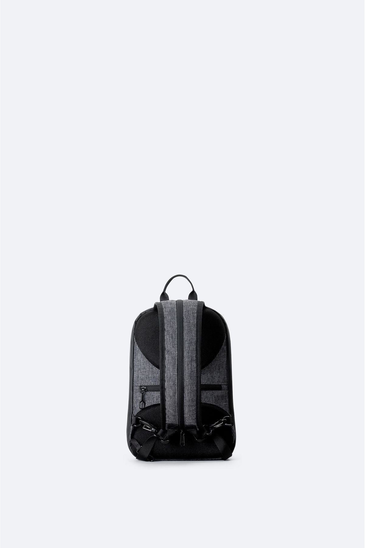 Men's anthracite shelled shoulder and backpack A42y9130