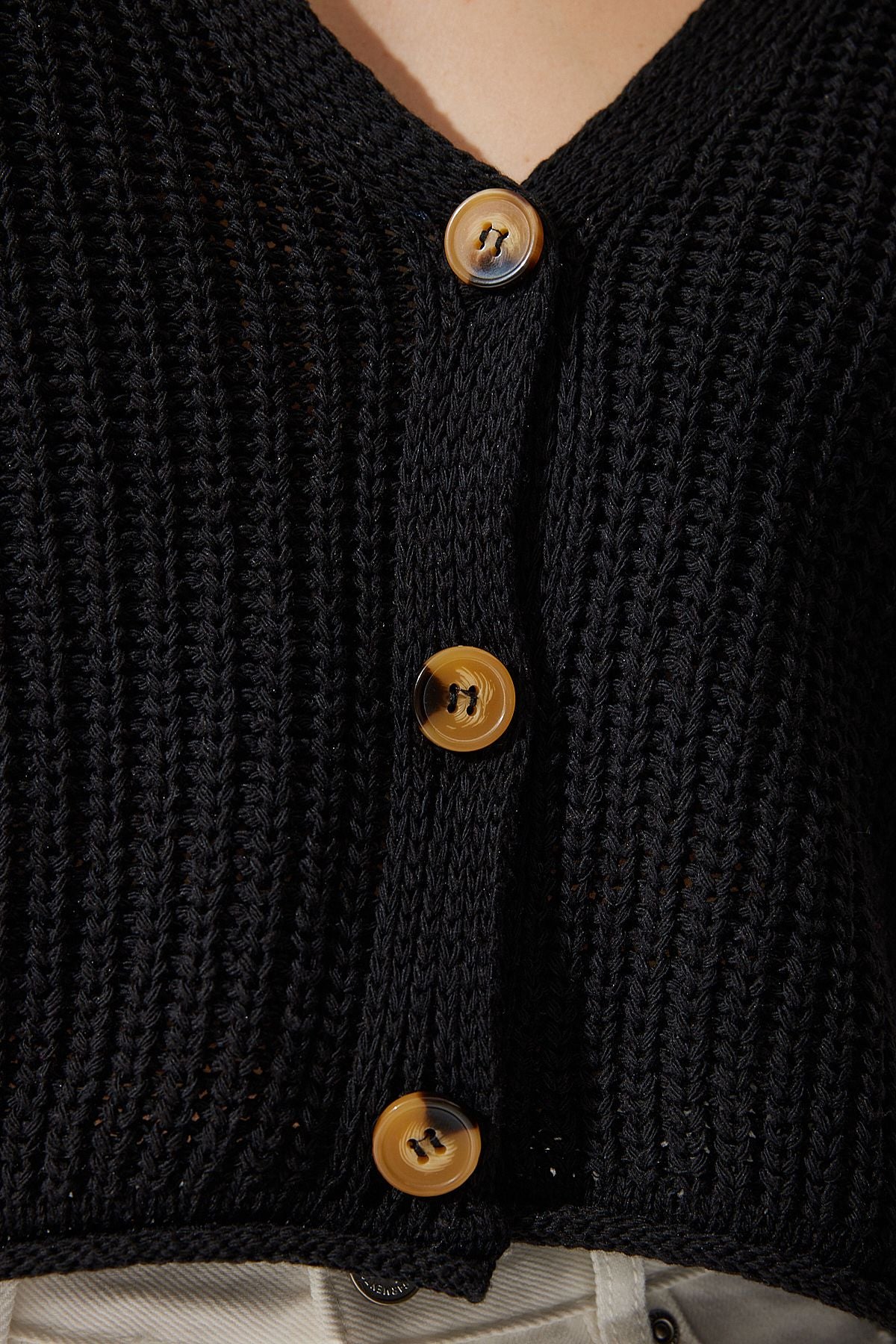 Female Black V -Neck Seasonal Crop Knitwear Cardigan MC00255