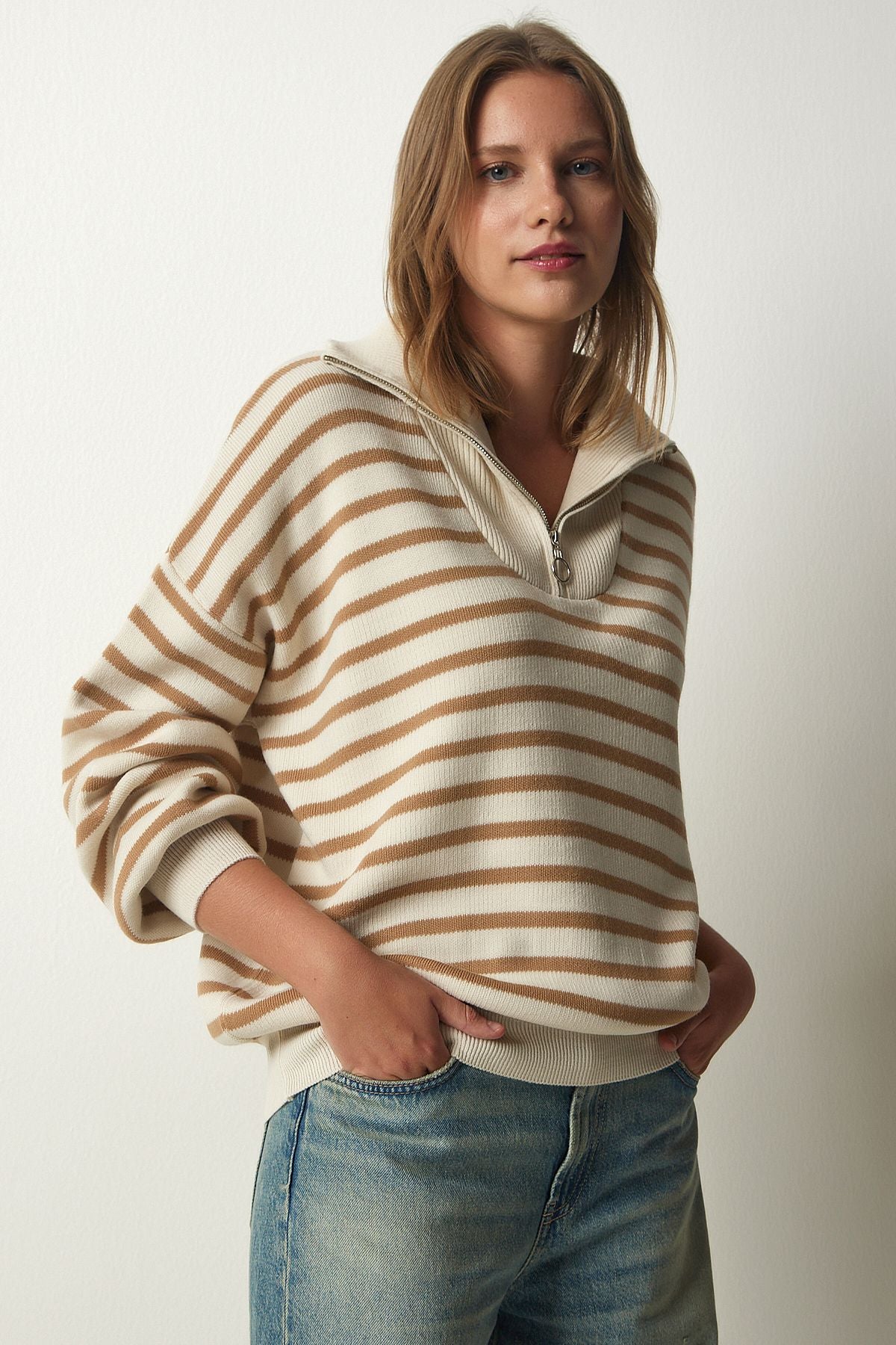 Women's Cream Biscuit Striped Zippered Near Celko Sweater PF00039