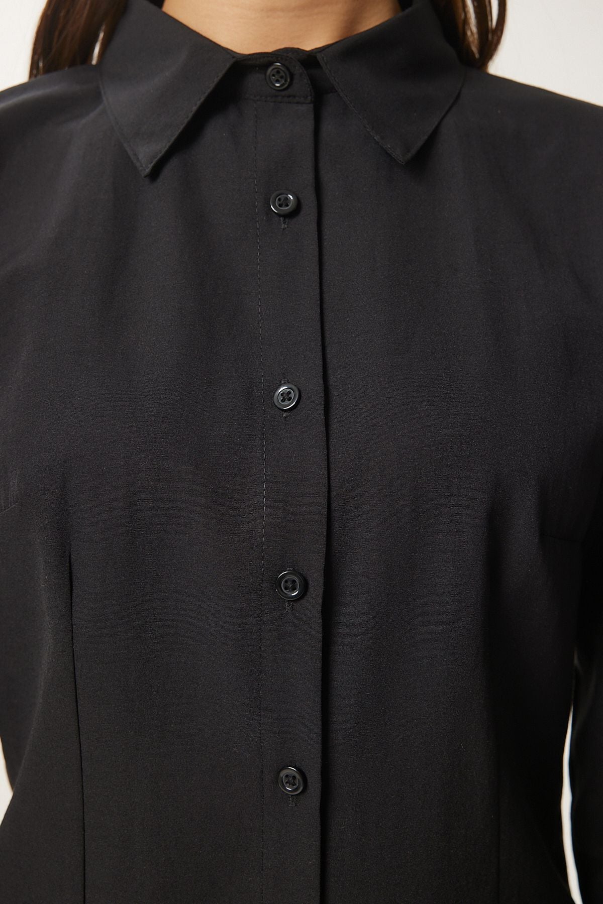 Female black button basic shirt RQ00001