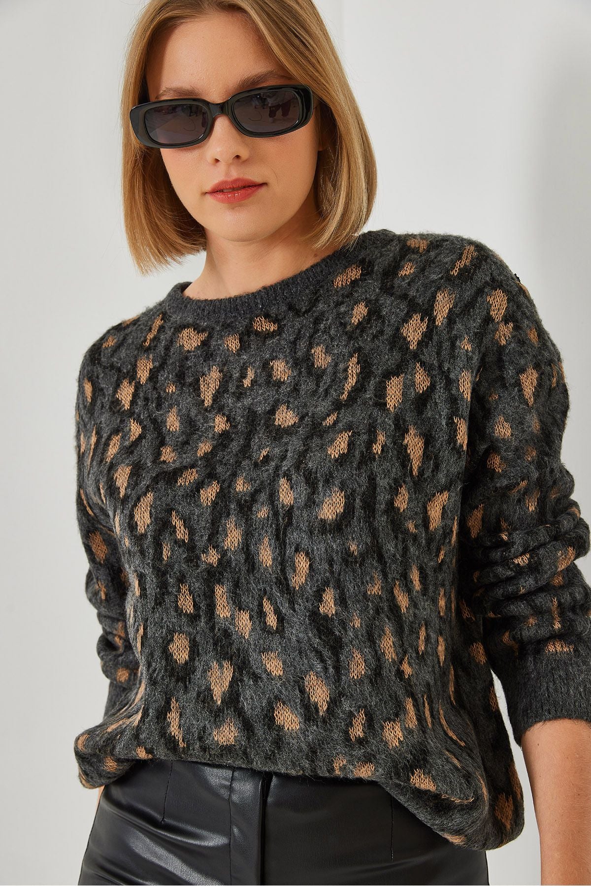 Female Bicycle Collar Patterned Knitwear Kazakh 241191 60251991