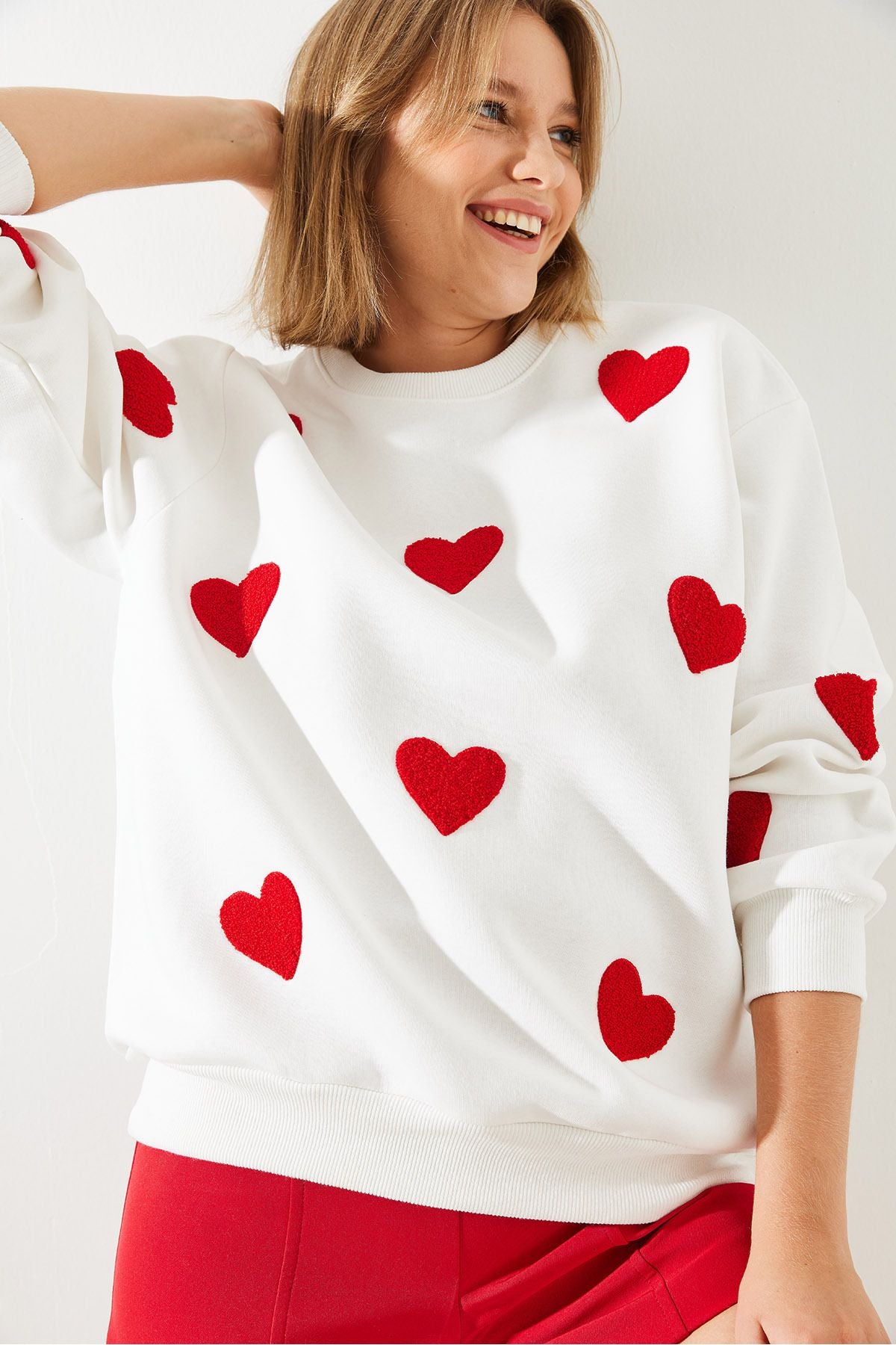 Women's Süzene Heart Embroidered Sweatshirt 60251804