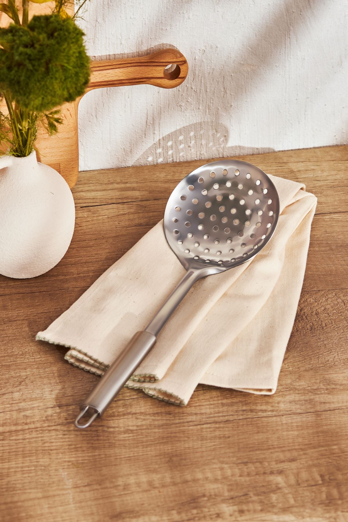 Modern colander spoon
