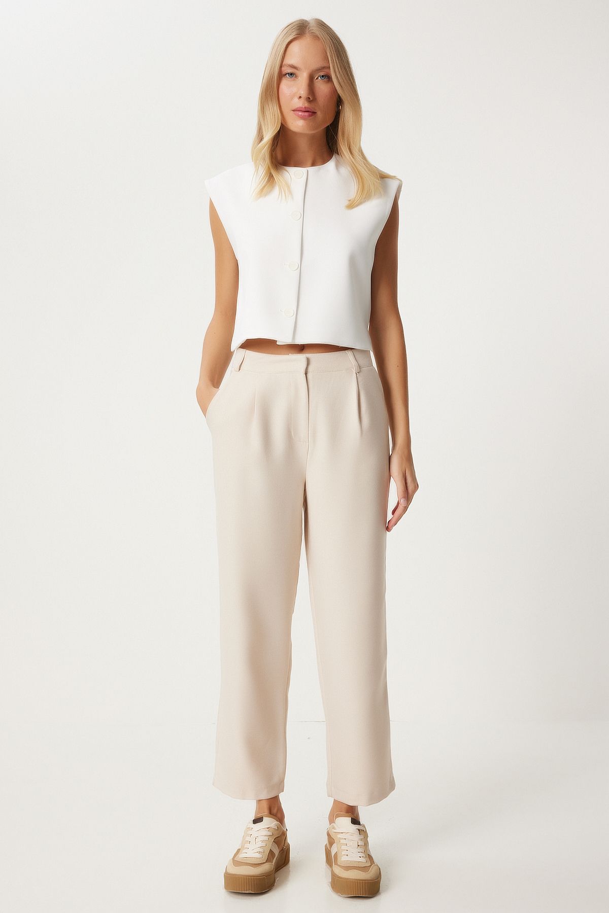 Women's cream pipe trousers FN03310