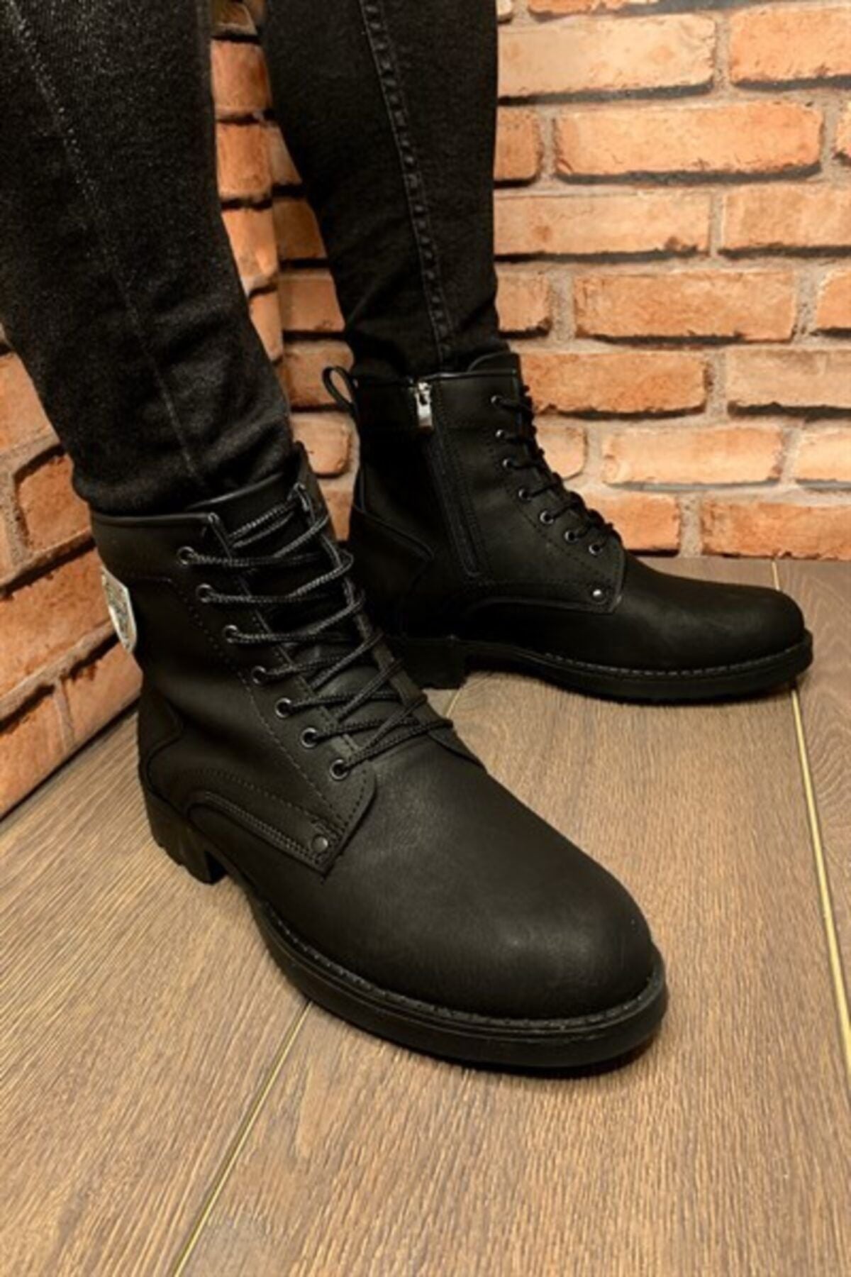 Men's black boot