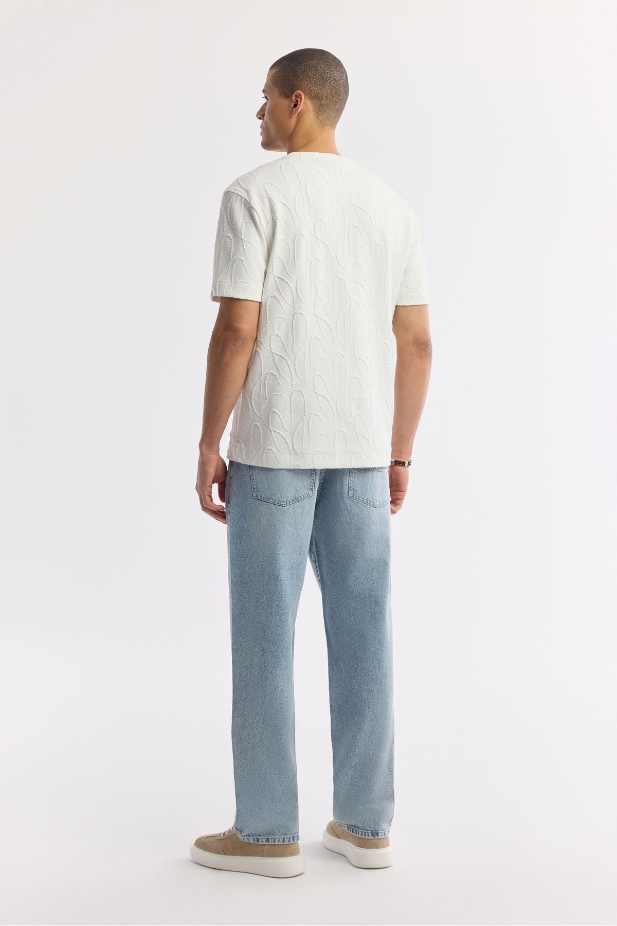 Men's white bike collar geometric jacquard patterned T-shirt A51y1122