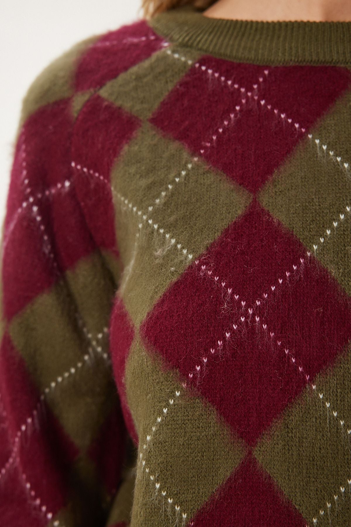 Female Green Bordeaux Baklava Patterned Soft textured knitwear sweater PF00108