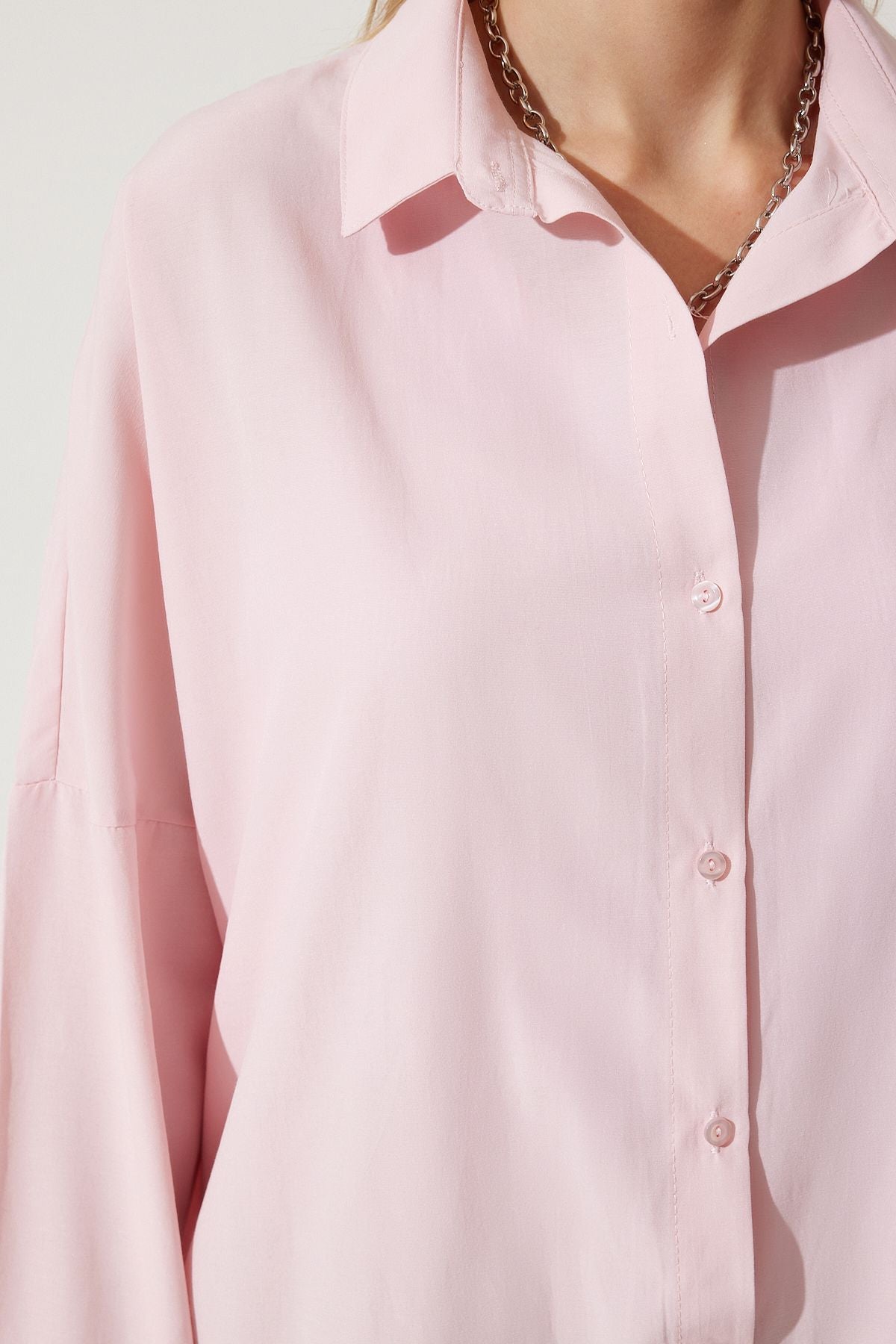 Woman herpes pink overlooking long basic shirt DD00842