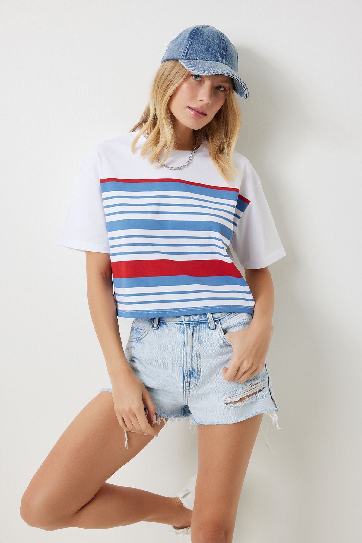Woman White Blue Bicycle Collar Striped Knitting T-Shirt NJ00151