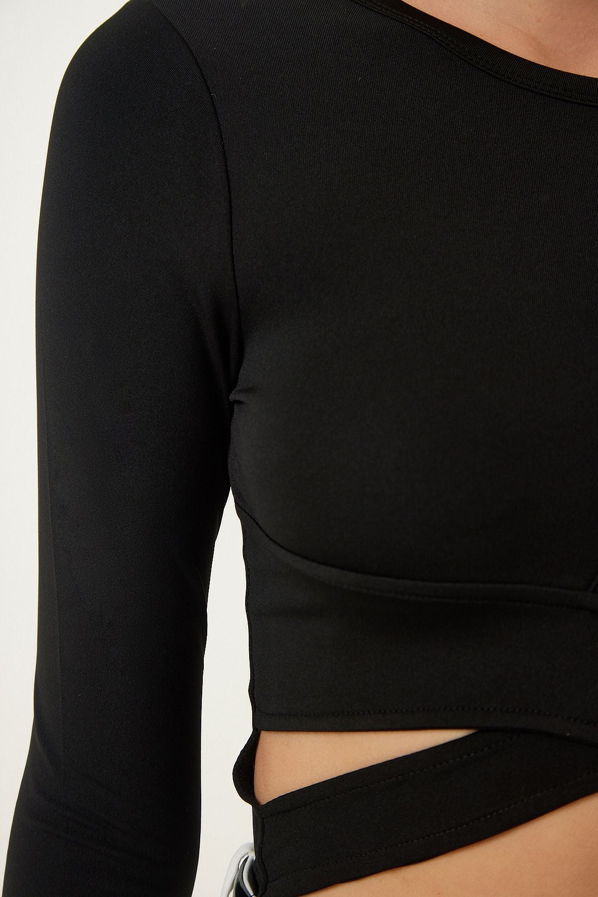 Woman Black Cut Out Detailed Crop Blouse Ce00091