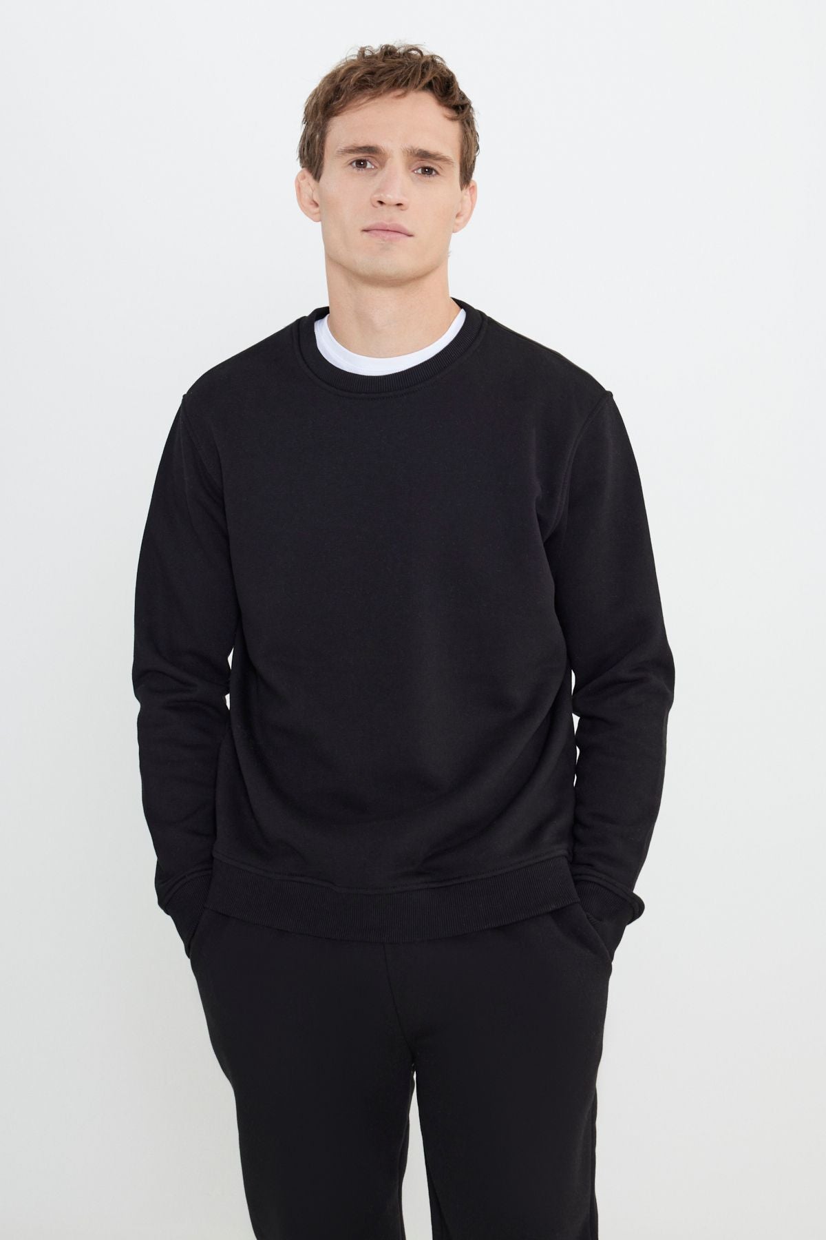 Men's black hot cotton 3 threaded tracksuit team with standard fit pocket with lower 2