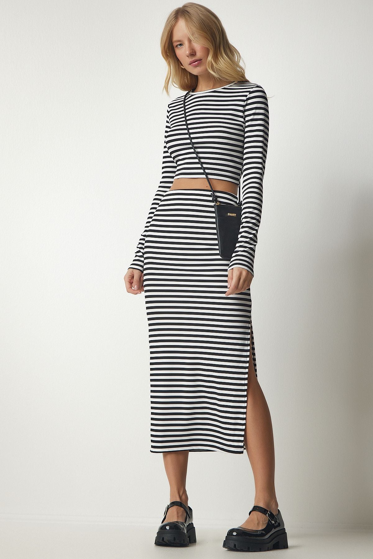 Female Black and White Striped Kashkorse Crop Skirt Set MC00228