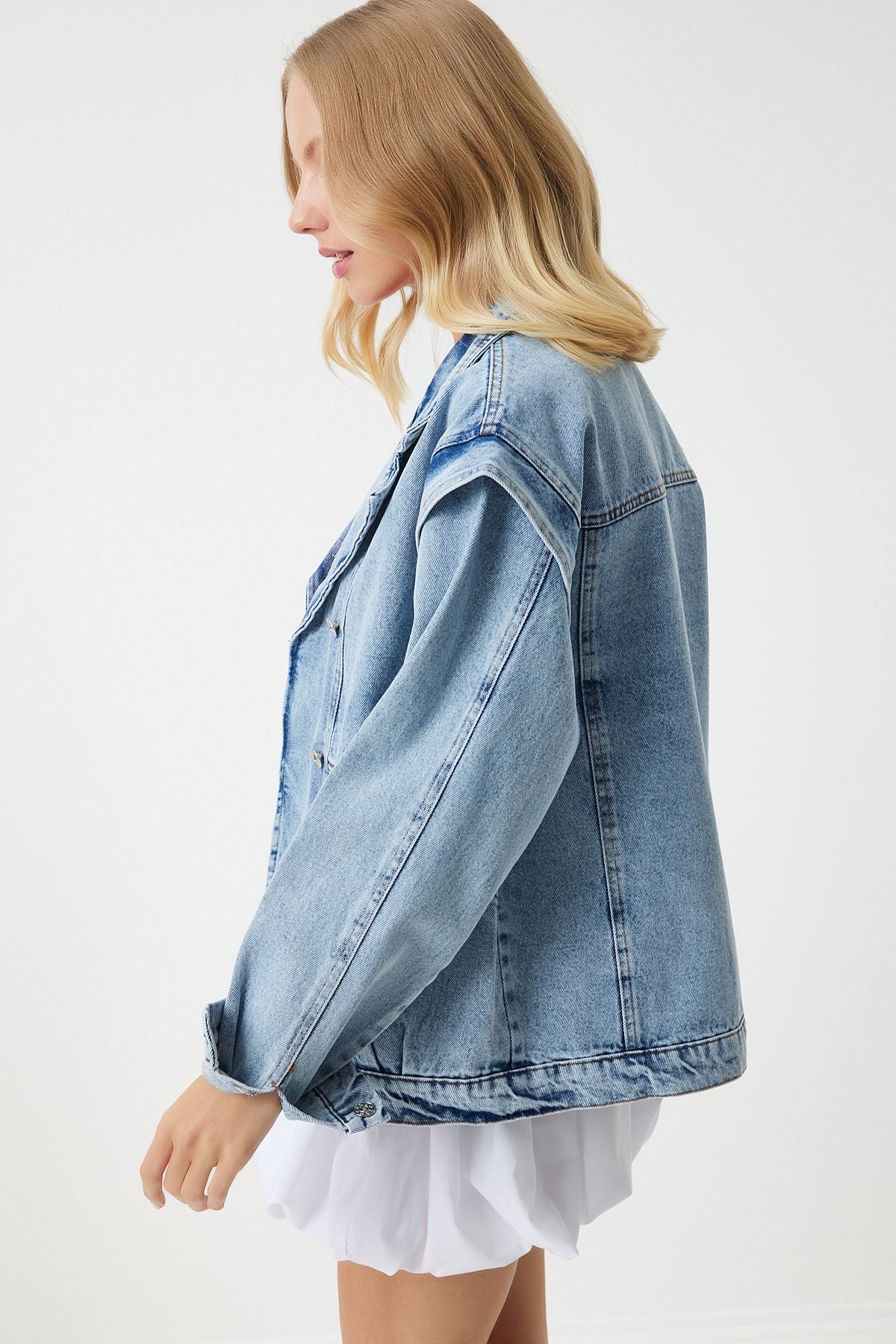 Woman Middle Blue Wide Pocket Oversize denim jacket sa00030