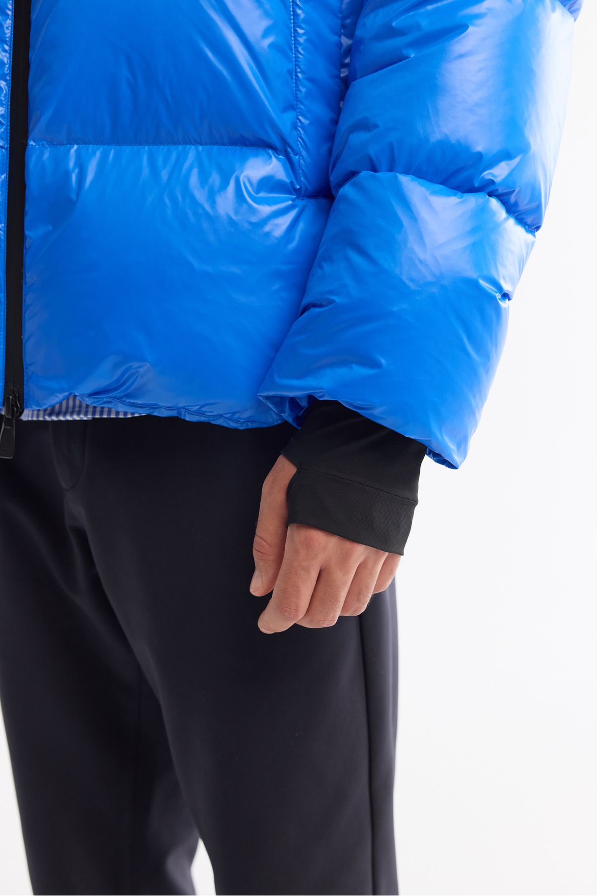 Male Saks Hooded Goose Feather Water Driving Windproof -20 degrees resistant inflatable coat A42y6182