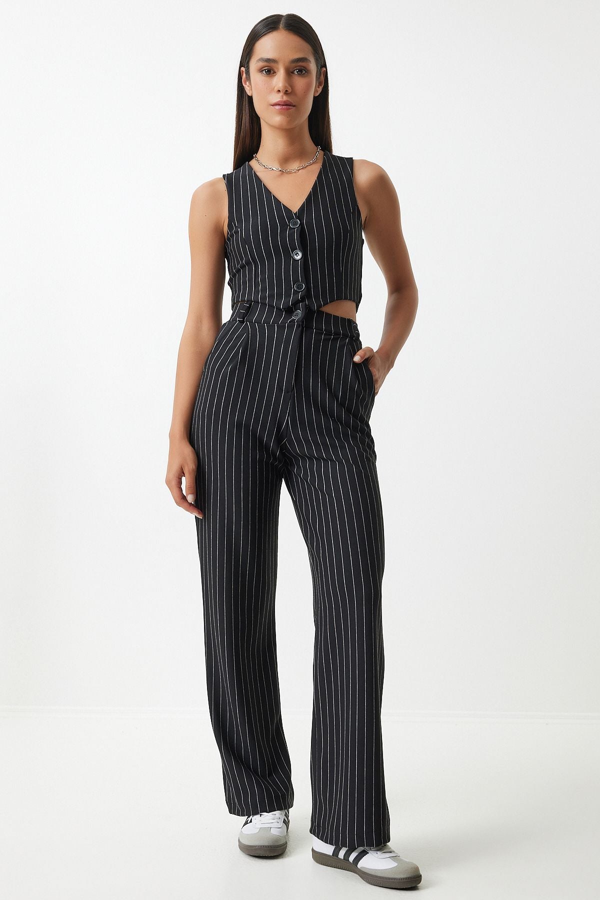 Female black fine striped knitted vest pants set Mc00287