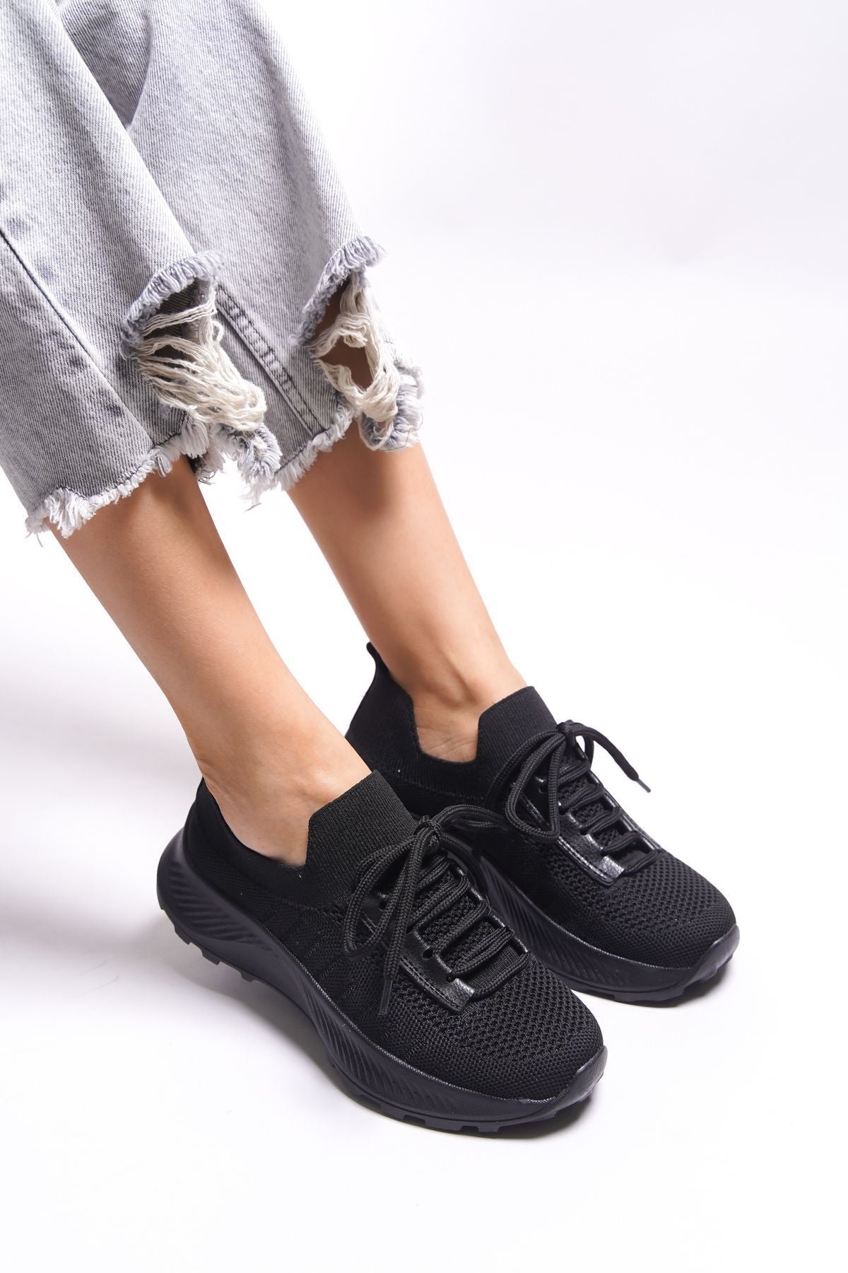 Umhebel Woman Sneaker 00122011 Black