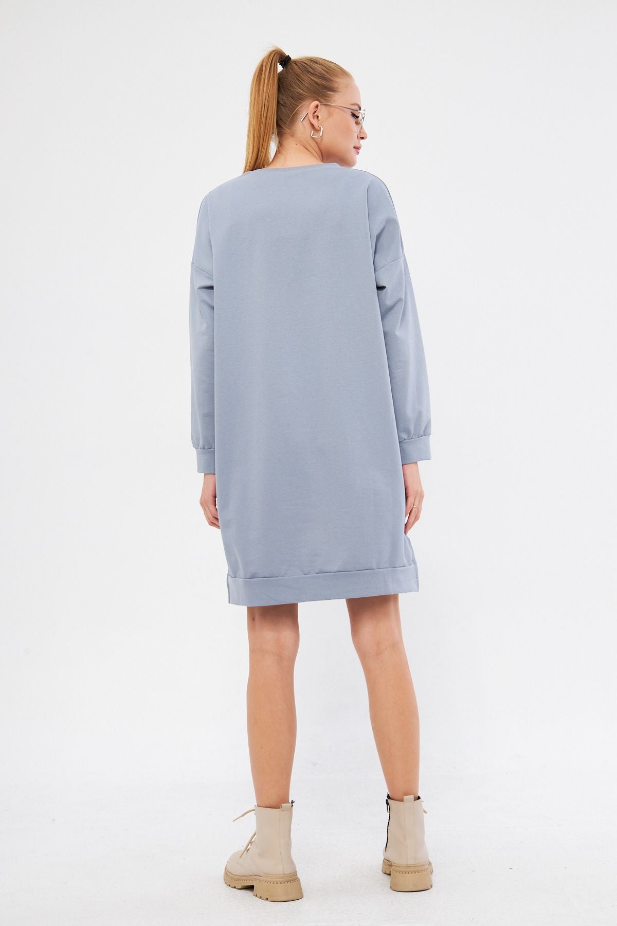 Kadın Gri Bisiklet Yaka Yanları Yırtmaçlı Tunik Sweatshirt ARM-25K001022