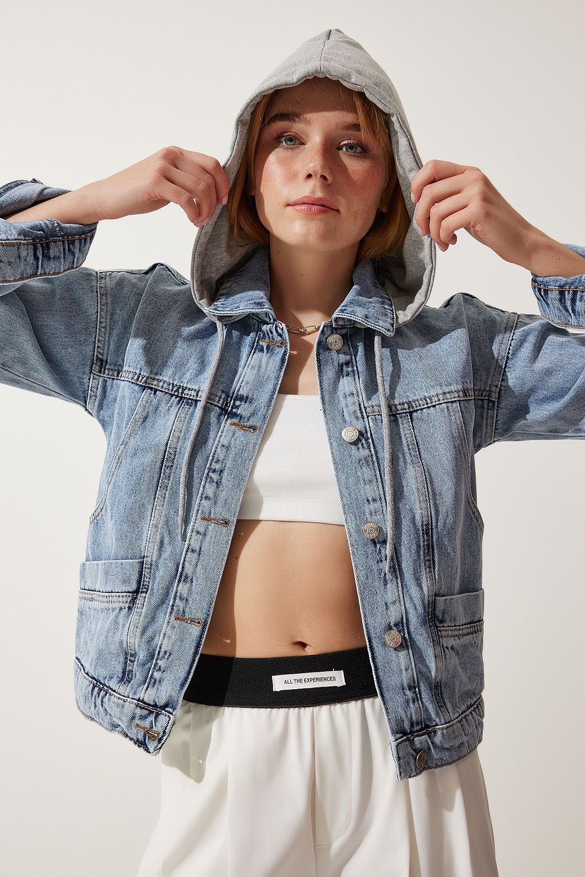 WOMEN LIGHT BLUE HAPPENED DENİM JACKET RV00173
