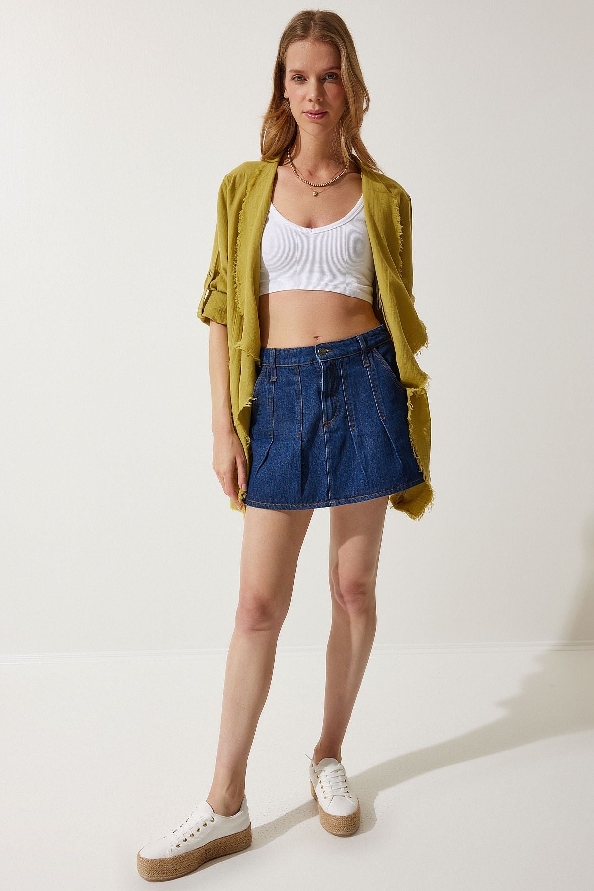 Female Fat Green Eaves Detailed Asymmetric Muslin Jacket SA00020