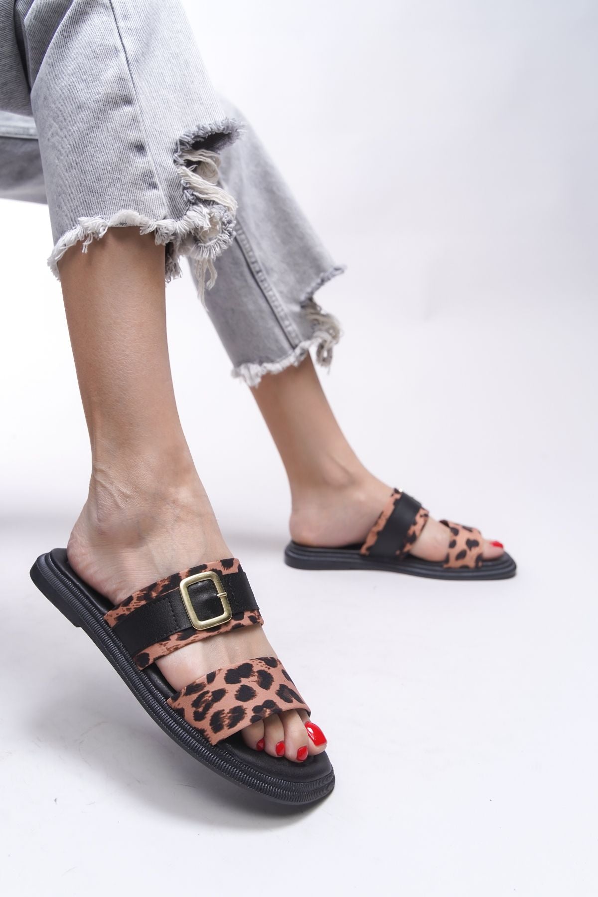 Maerlorn Woman Slippers 0012415 Black Leopard