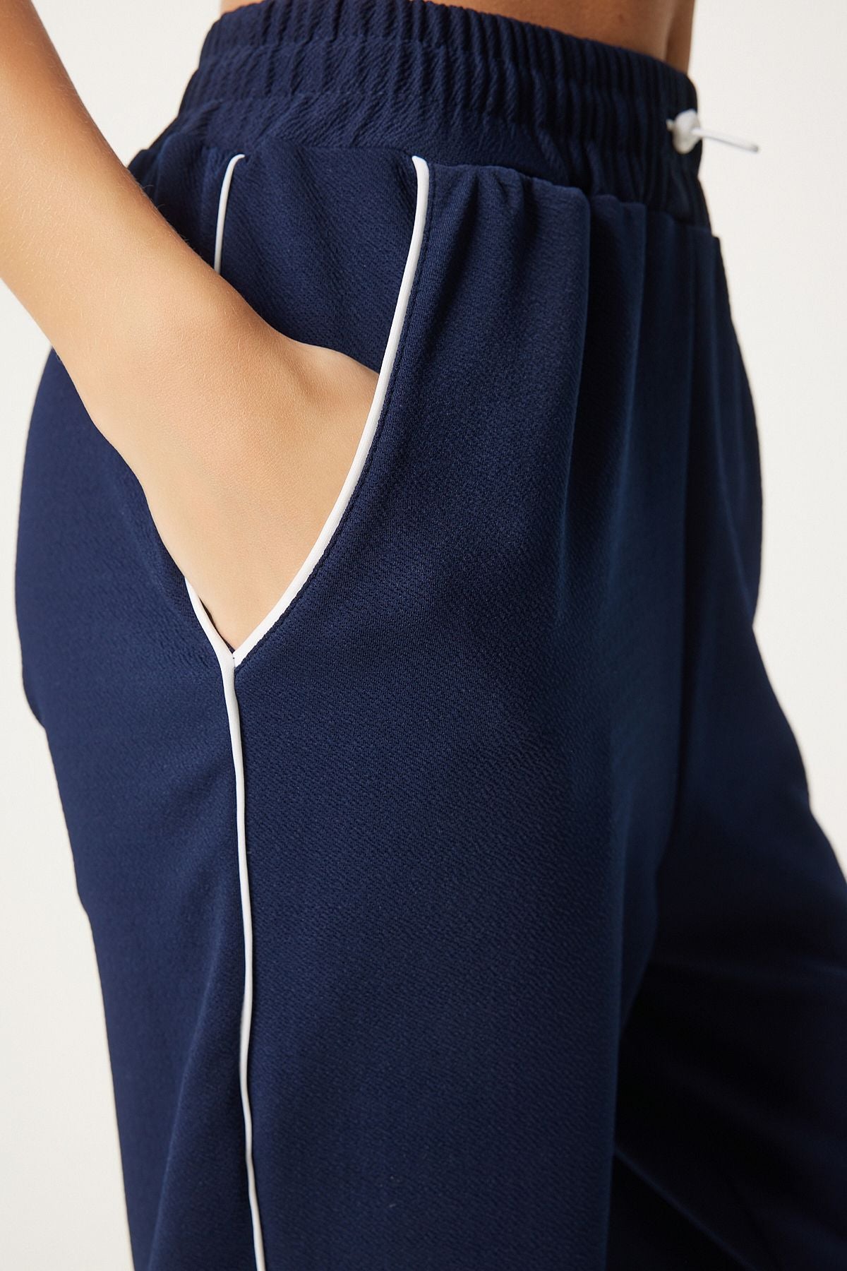 Women's Navy Blue Ribbon detailed knitting tracksuits six AN00208