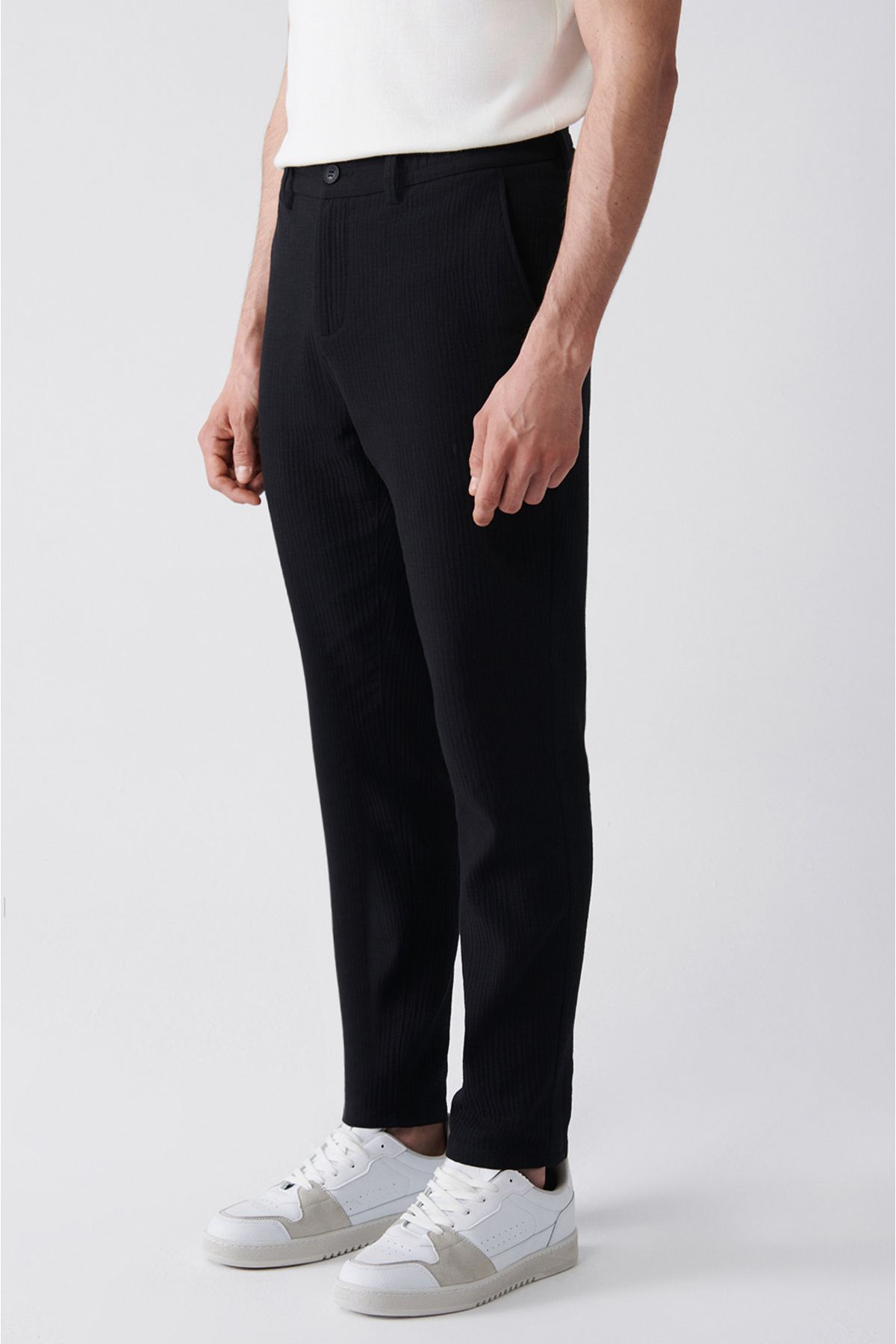 Men's Black Waist Waist Lacked Trousers A31y3209