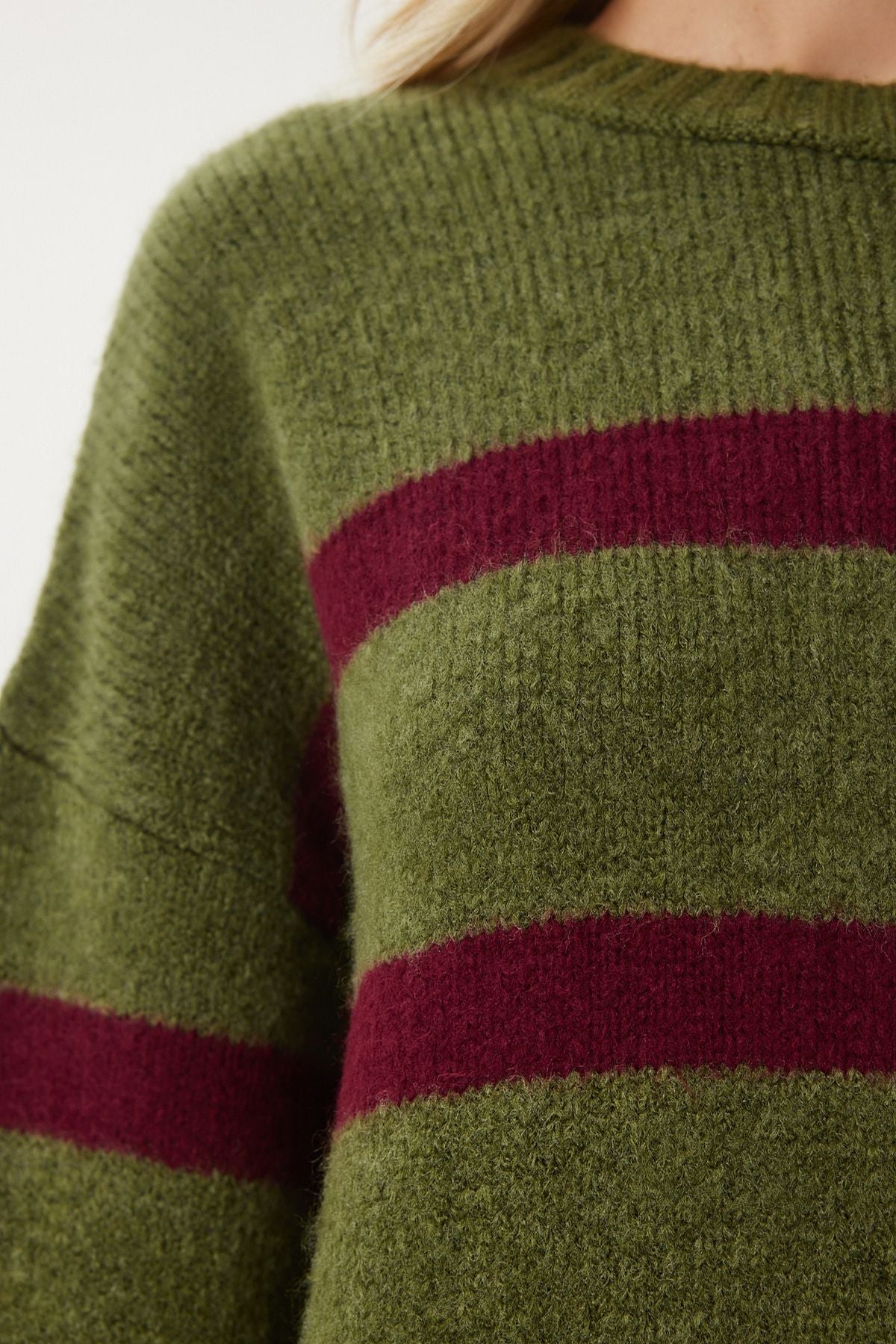 Female Green Bordeaux Bike Neckline Triko Sweater PF00107