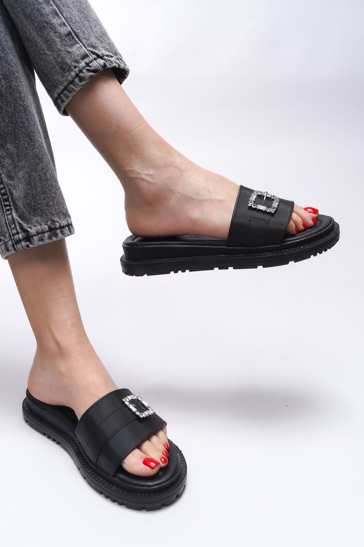 Johkilia Woman Slippers 0012603 Black Satin