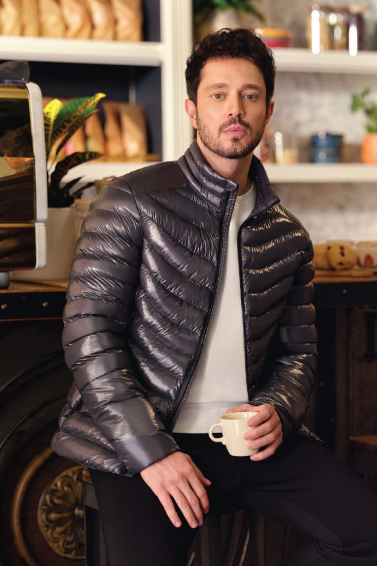 Men's anthracite goose feathers water -derived windproof fabric upright collar bright swelling coat B006015