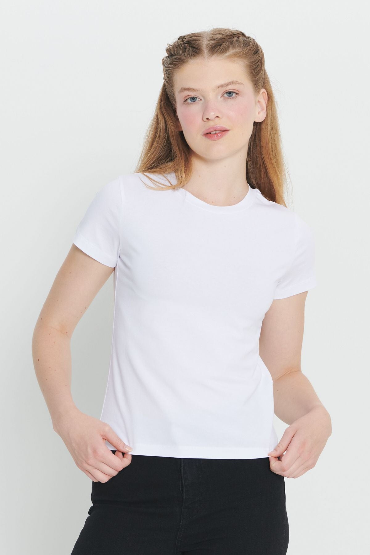 Woman White Slim Fit Narrow Cut Cotton Flexible Bicycle Yaka T -shirt