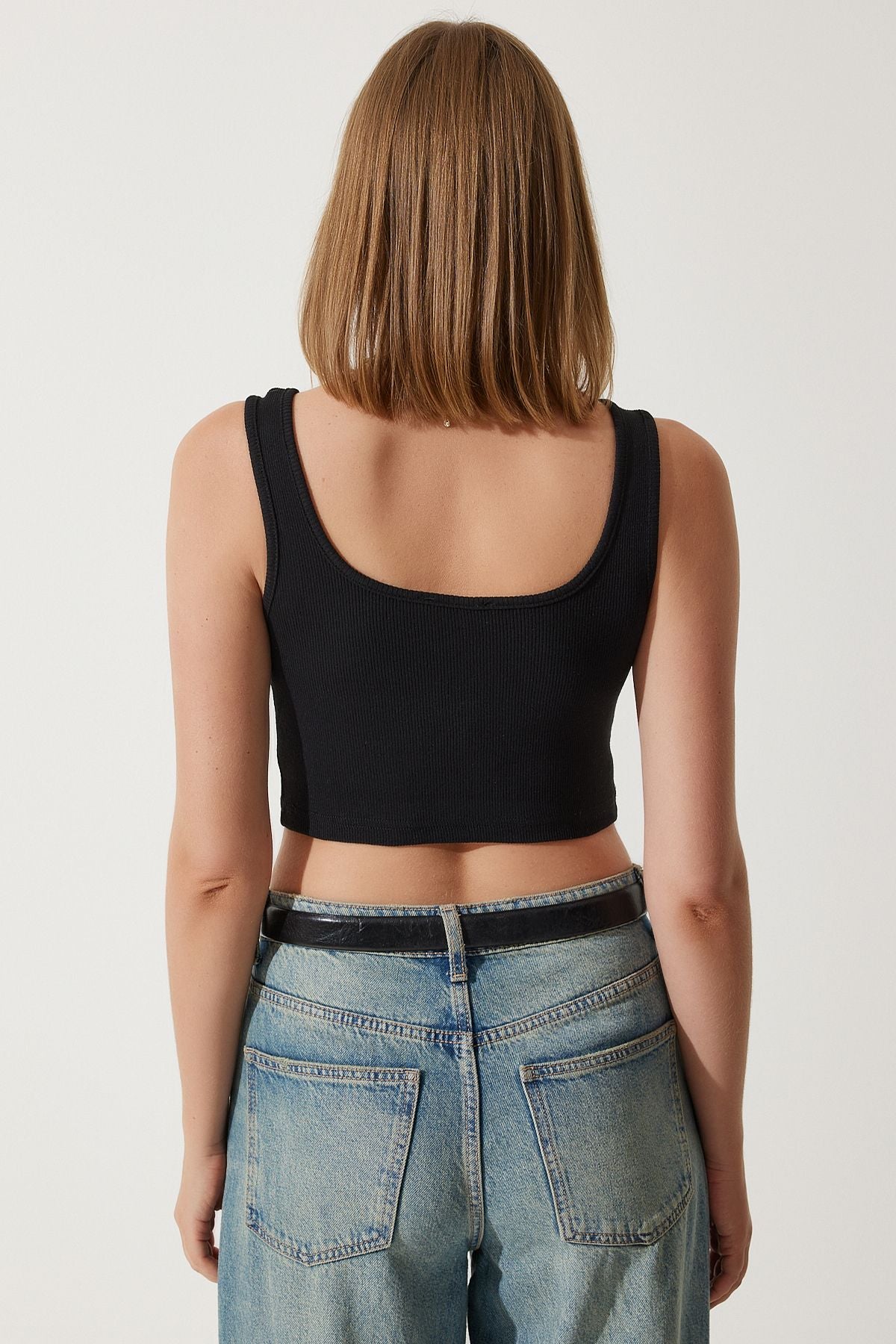 Female Black Hanger Crop knitted blouse GT00030