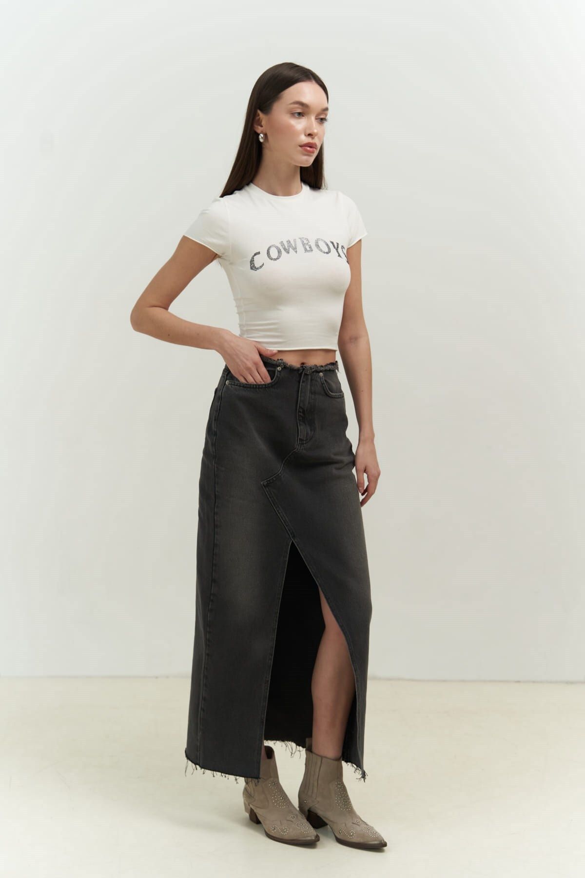 Cowboys White Combed Crop