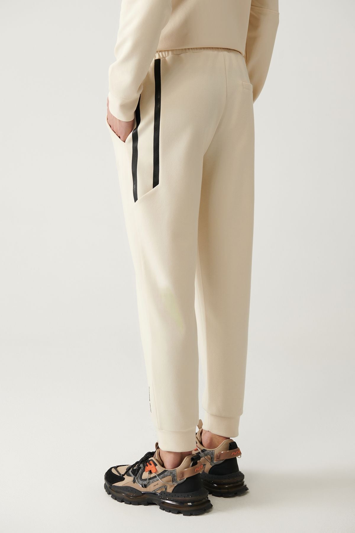 Men's Beige Interlok Waist Laccked Cotton Tracksuit Six A41y3408