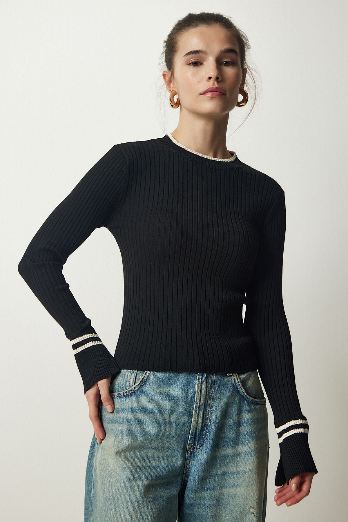 Female Black Wick Triko Blouse PF00046