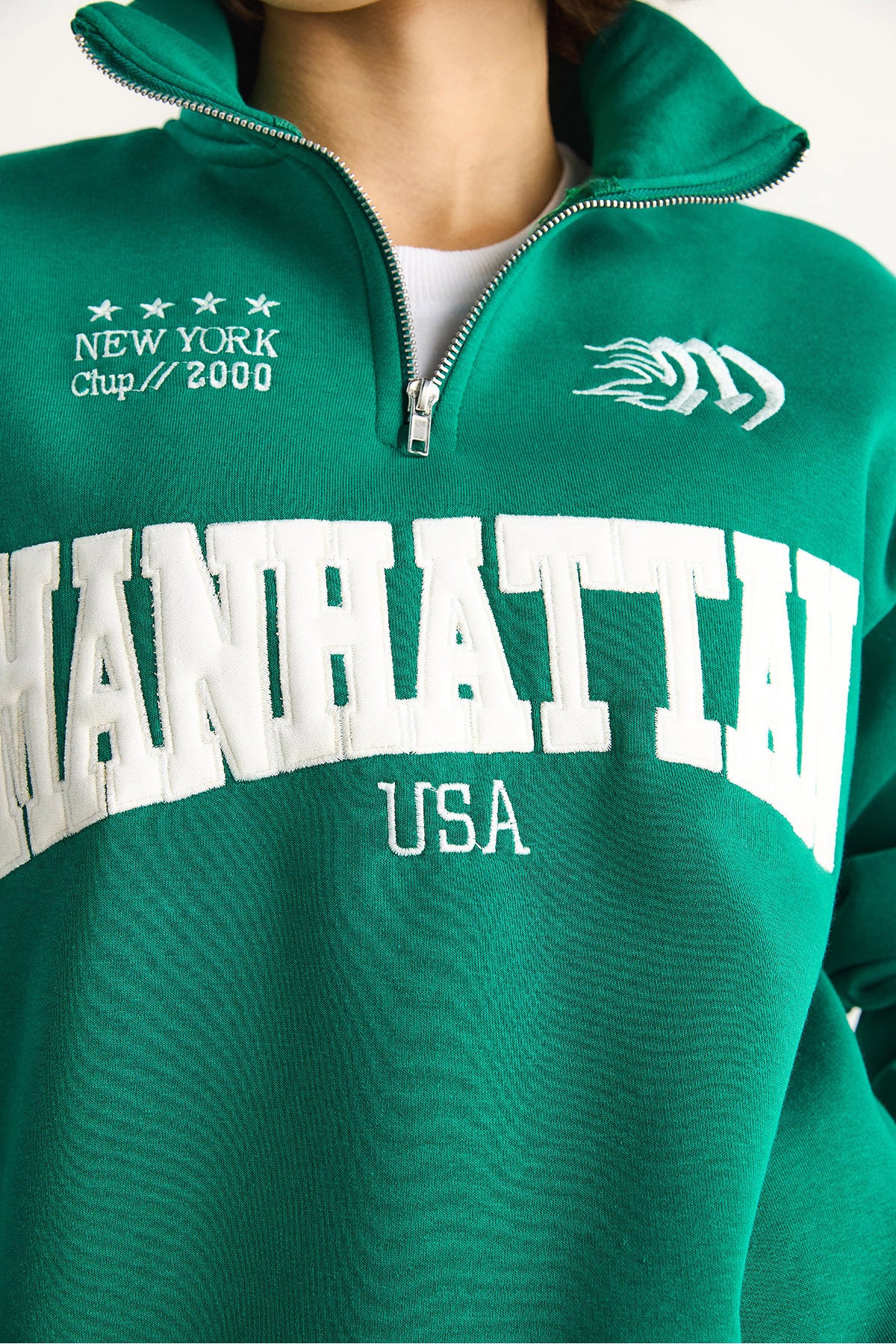 Women's Embroidered Half Zipper Polo Neck Ruffled Oversize Sweatshirt 10002 60283528