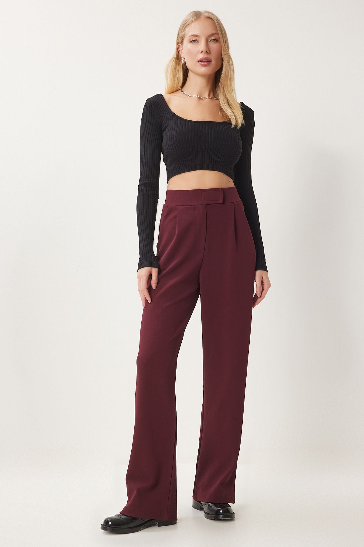 Female Bordeaux Waist Calcare