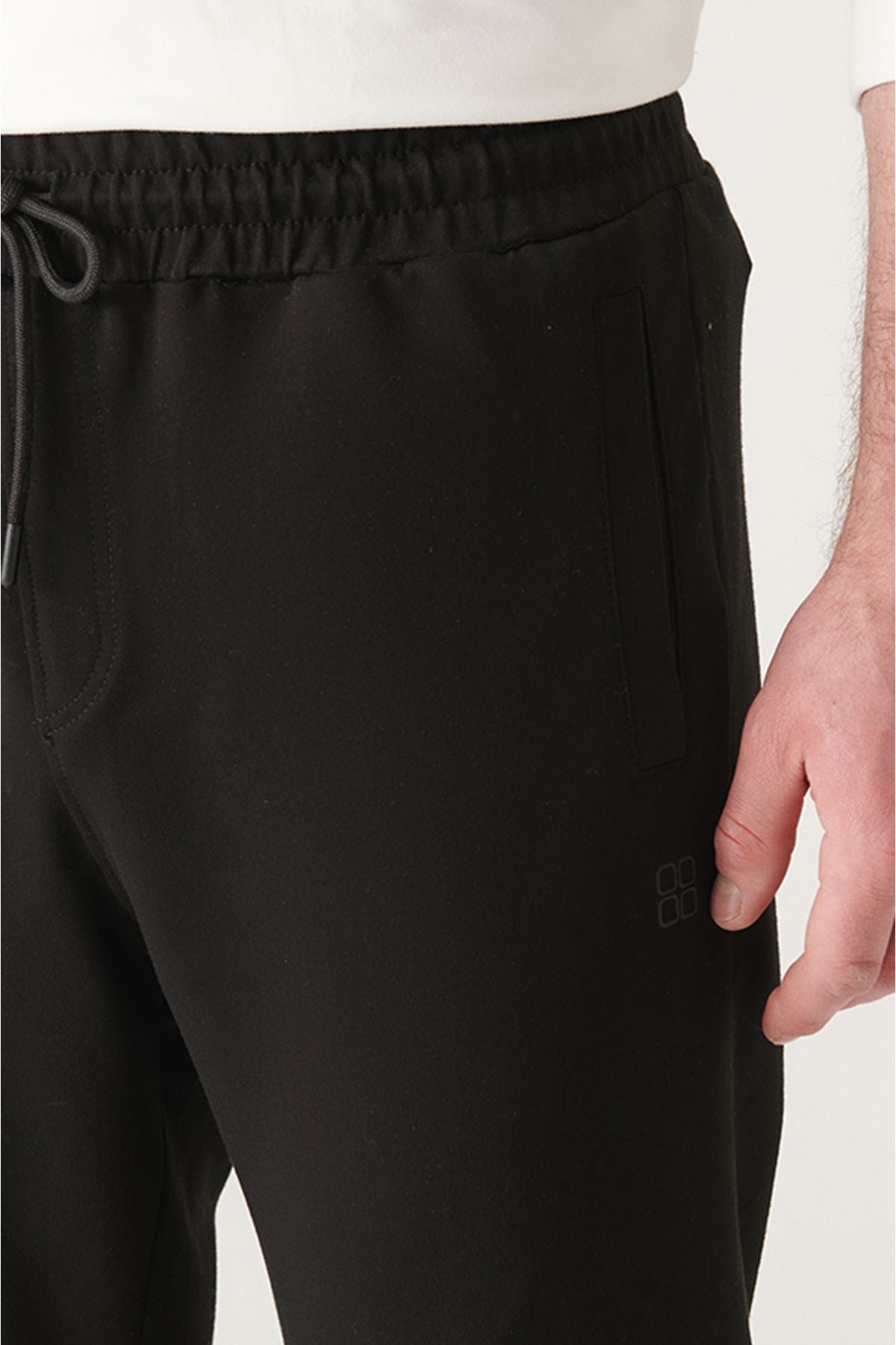 Men's Black Waist Laccik Side Pocket Tape 2 IP cotton tracksuits six E003403