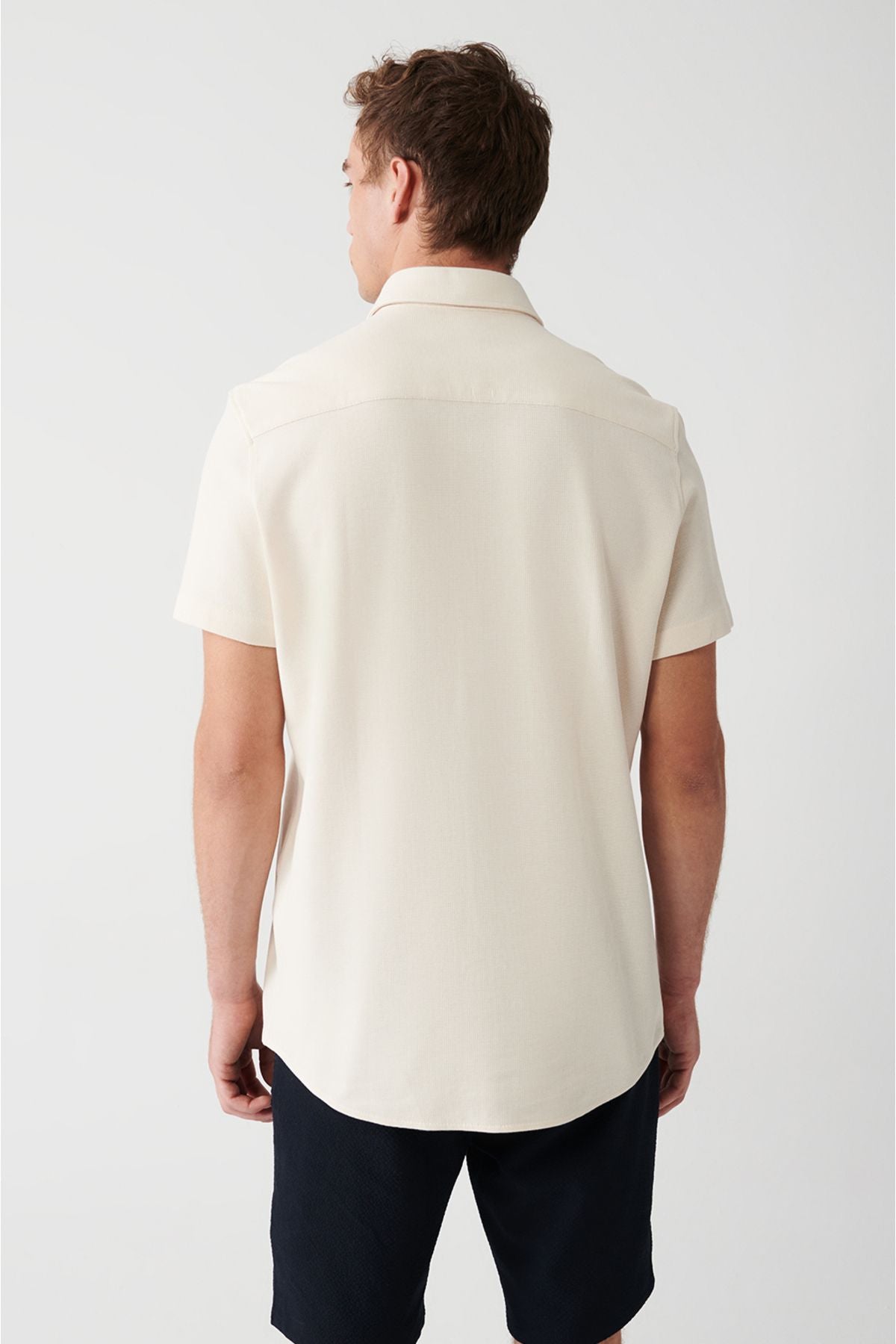 Men's Beige Easy to ironing Classic collar knitted lycra cotton shirt E002051