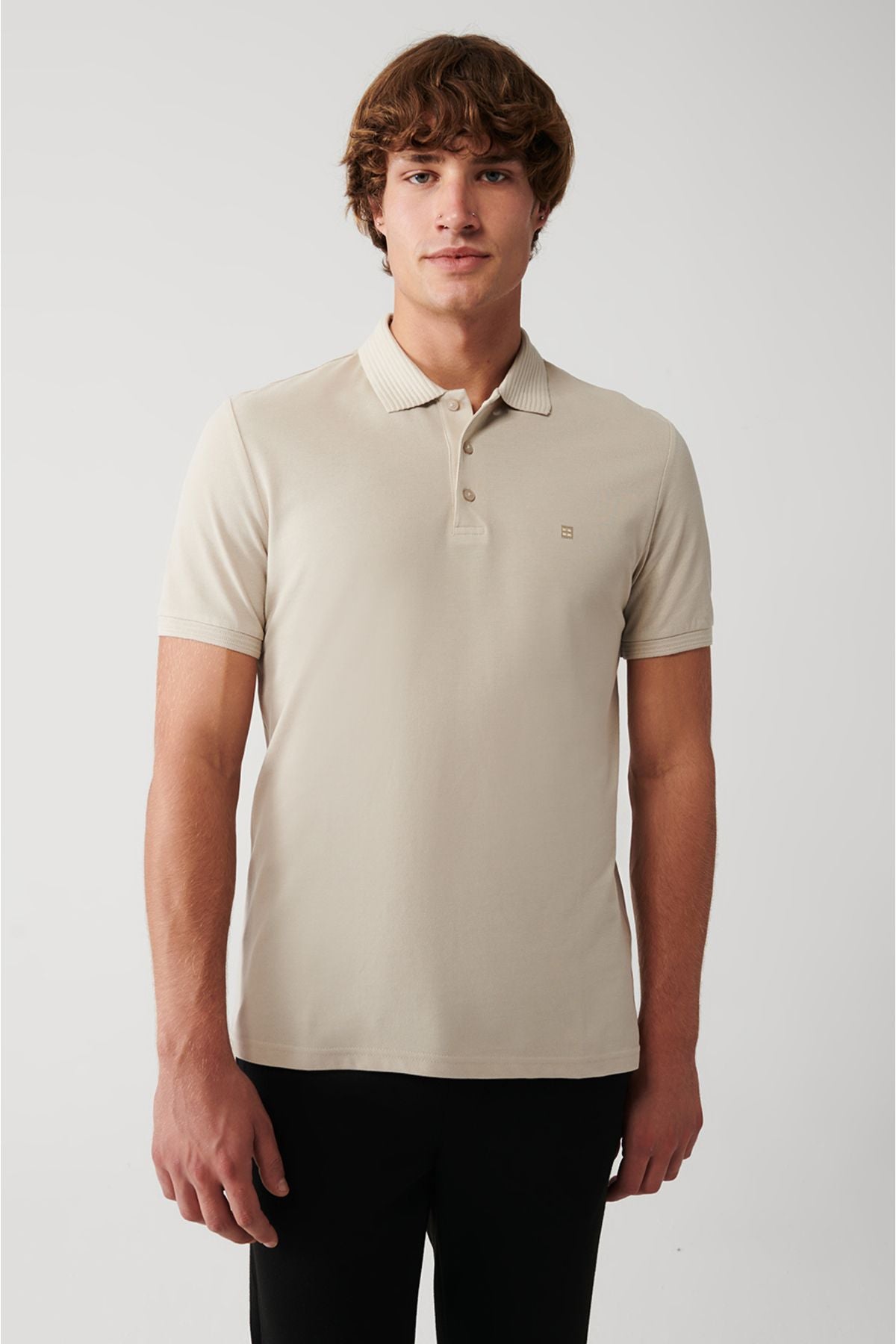 Men's beige 3 button 100 %corn cotton Polo Yaka T-shirt B001027