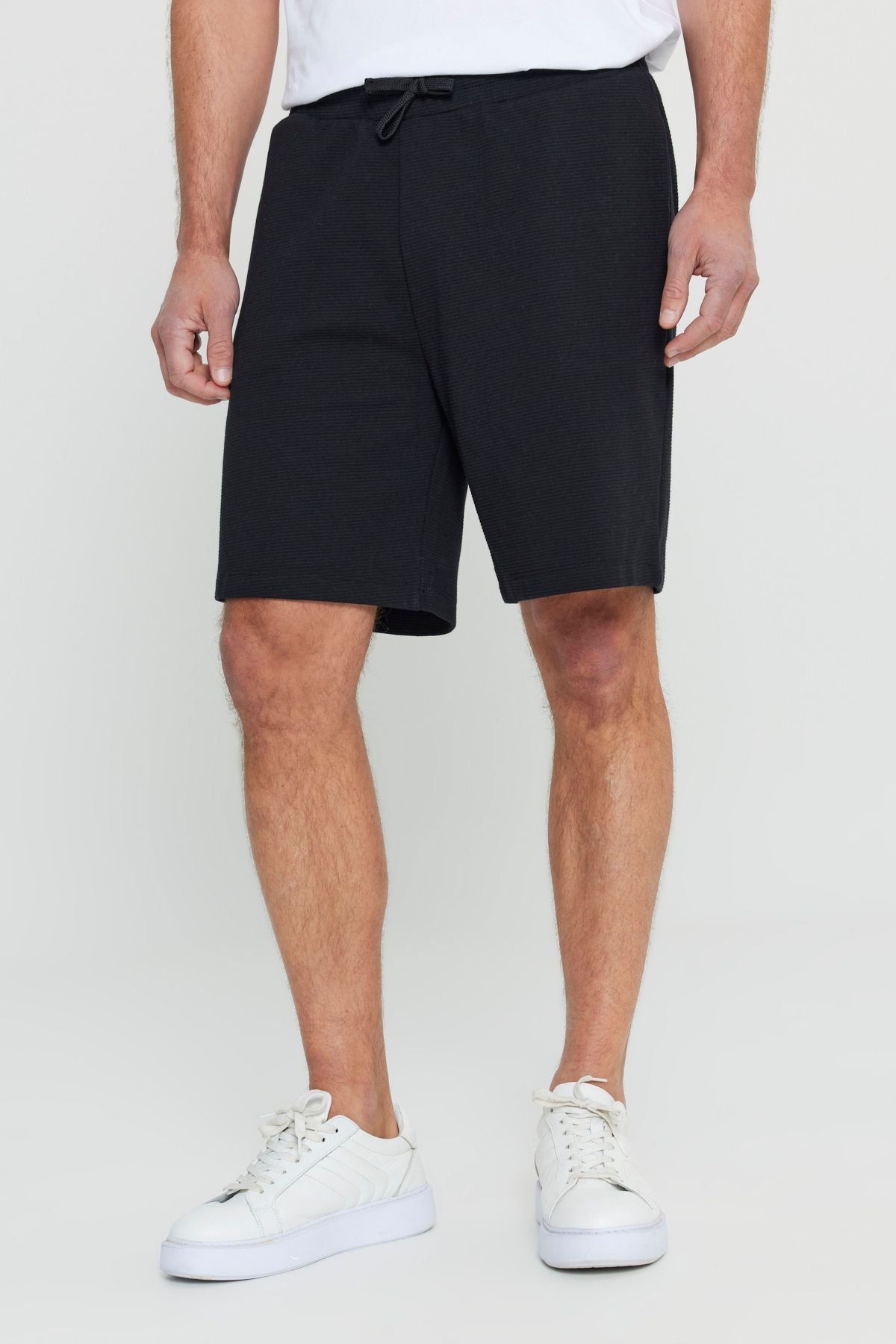 Men's Black Cotton Standard Fit Normal Cutting Waist Tied Side Pocket Knitting Shorts
