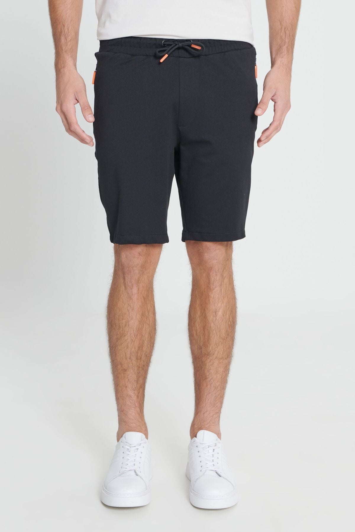 Men's Black Standard Fit Normal Cutting Cotton Pocket Shorts